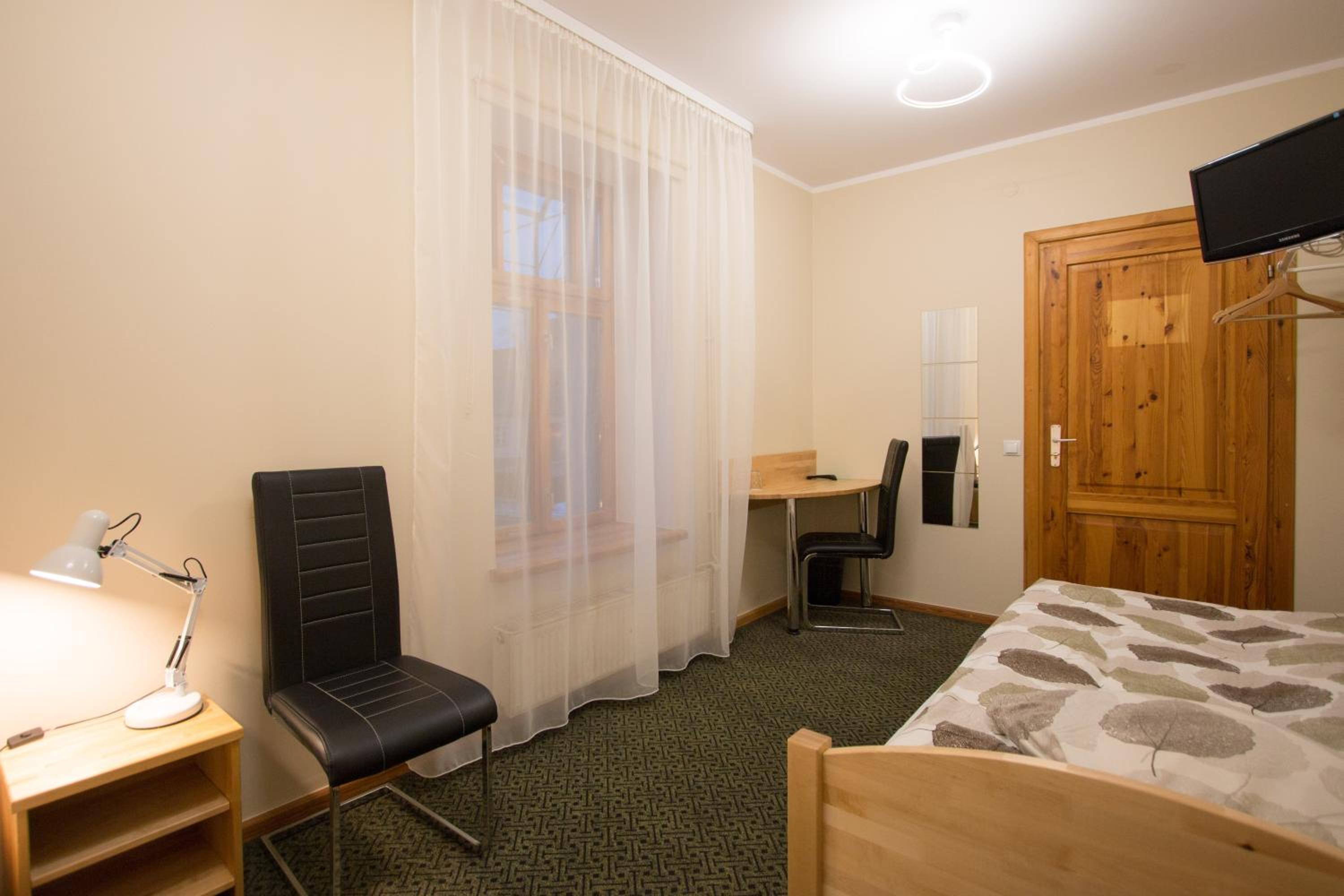Standard Twin Room photo 2