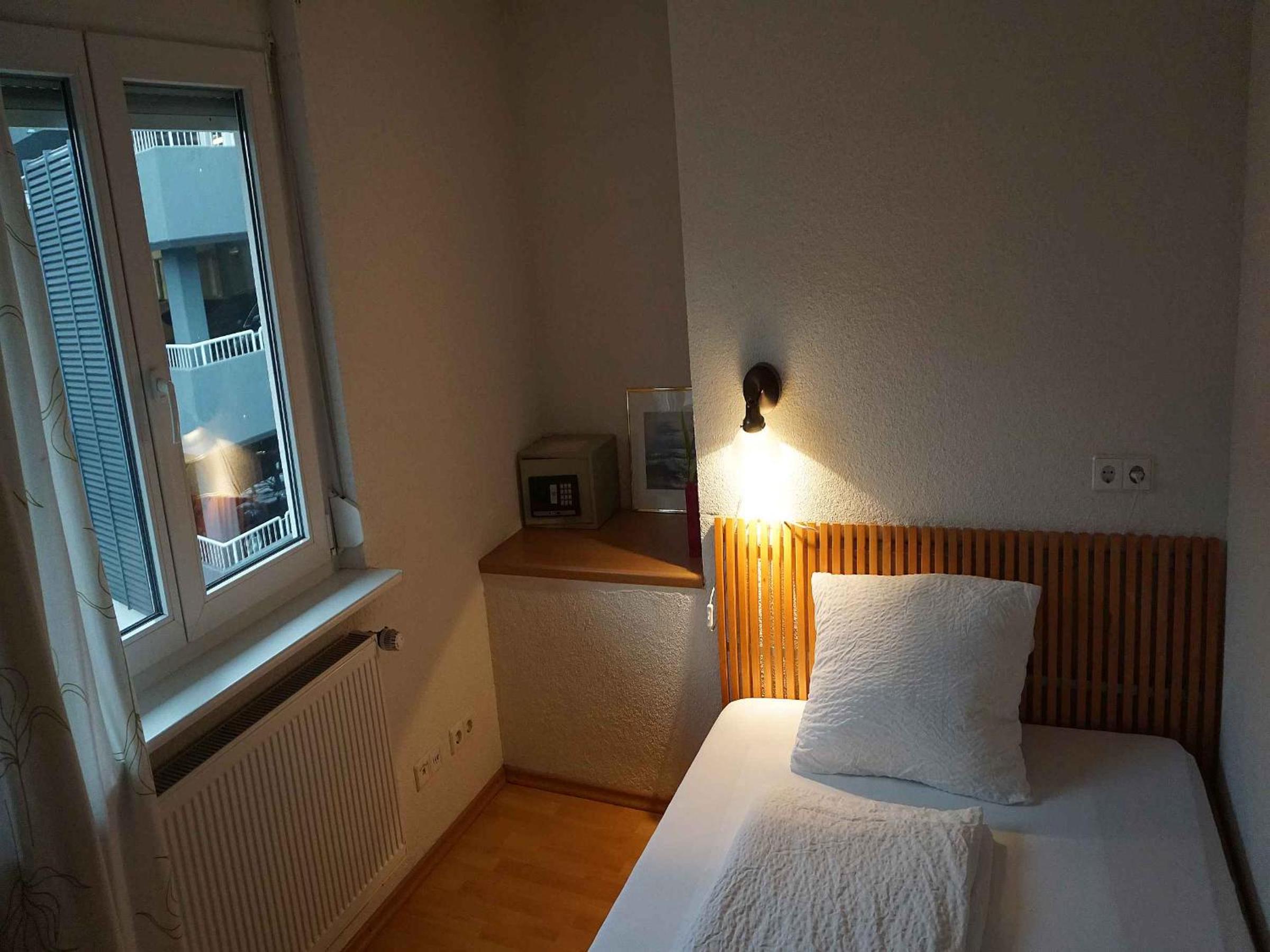 Single Room photo 1