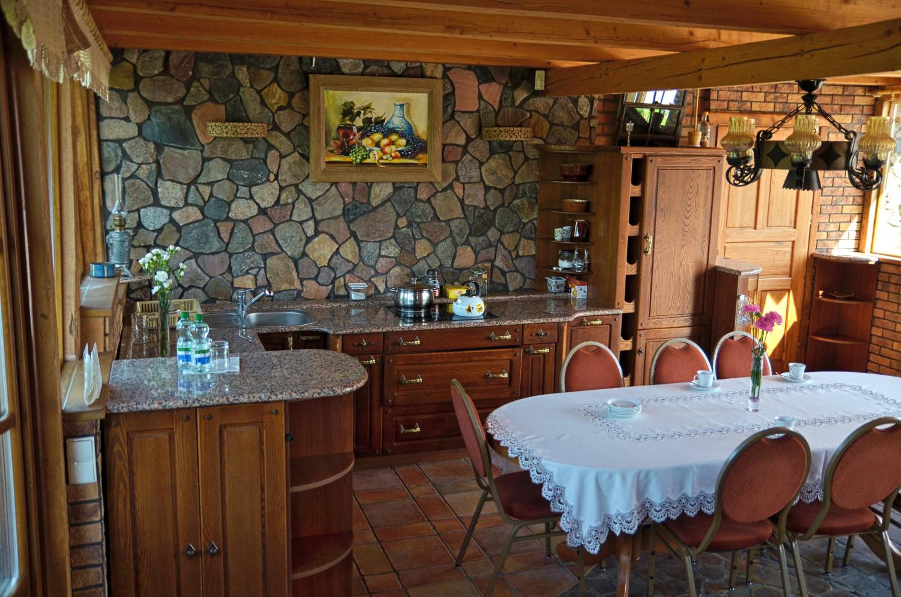Four-Bedroom House - Photo 3