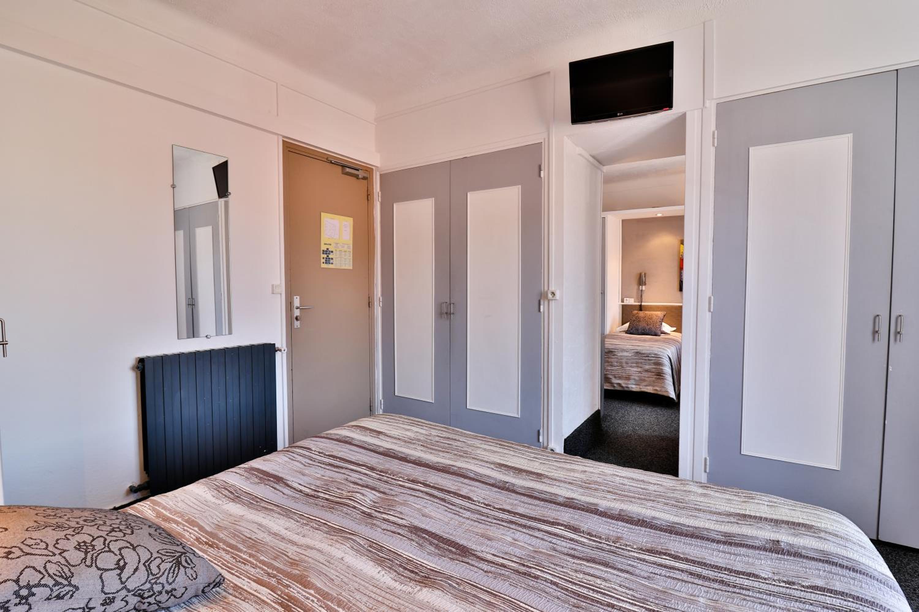 Second Floor Superior Room without Balcony (2 adults + 2 Children)