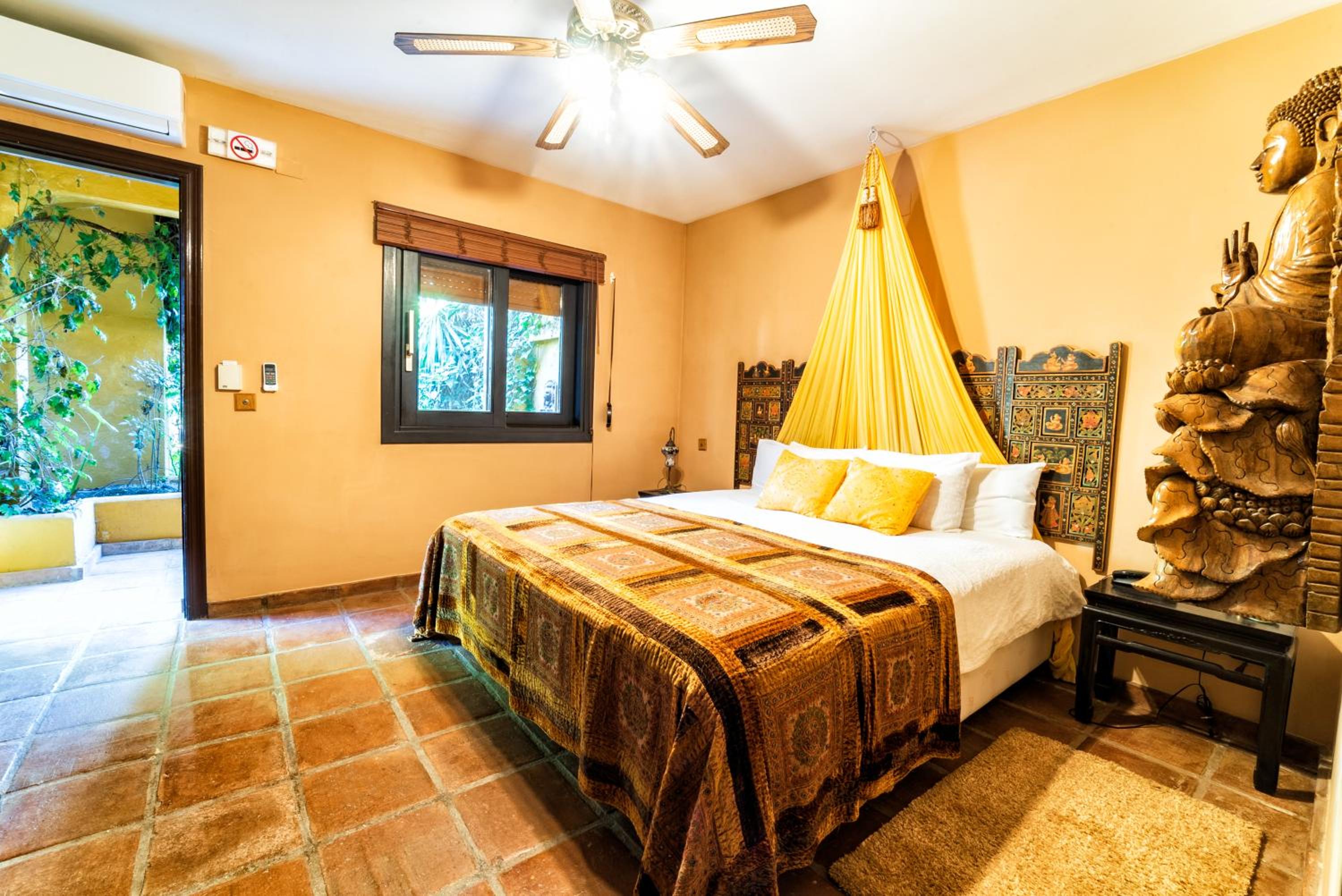Habitación King con vista al jardín