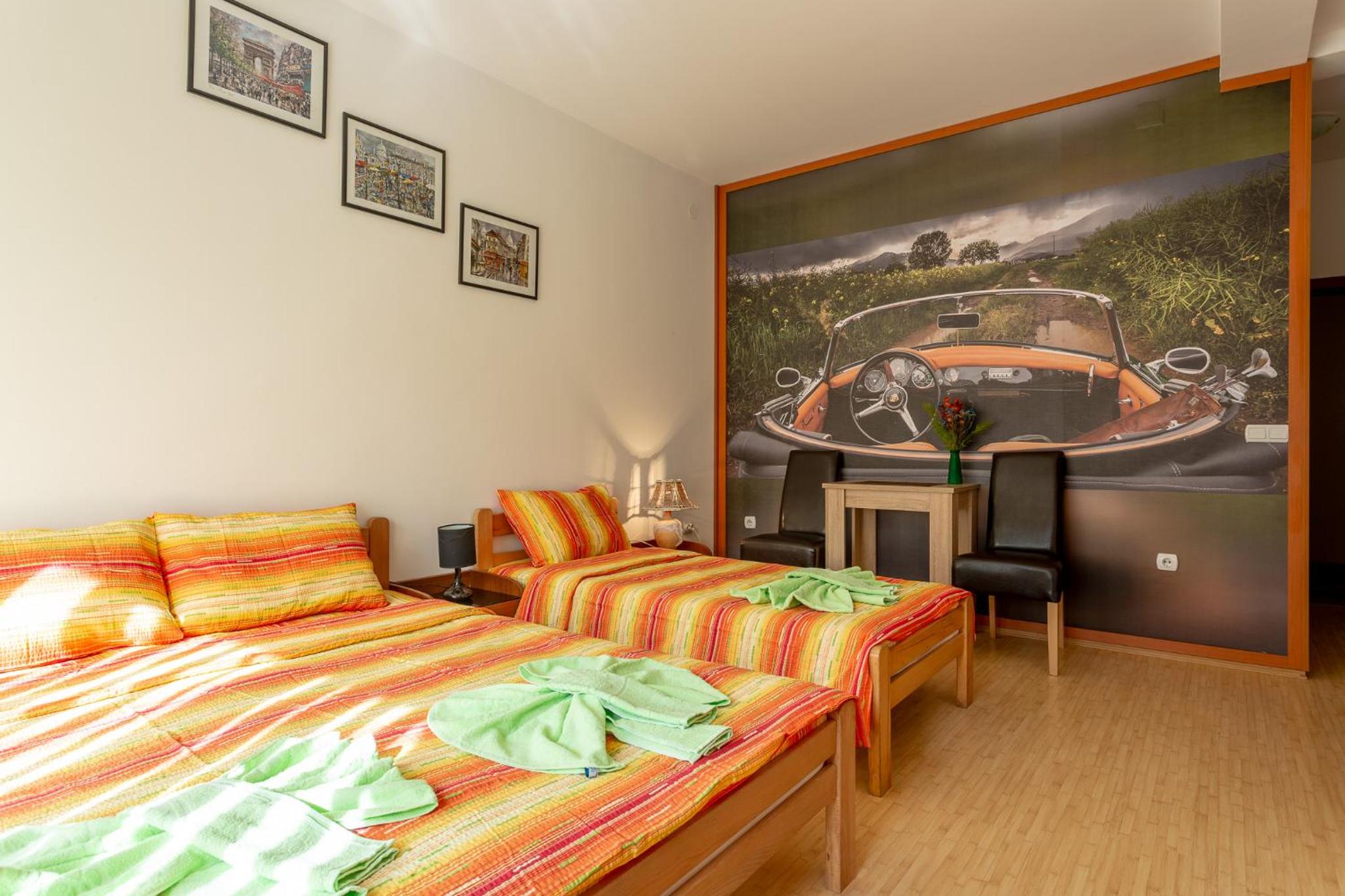 Economy Triple Room photo 1