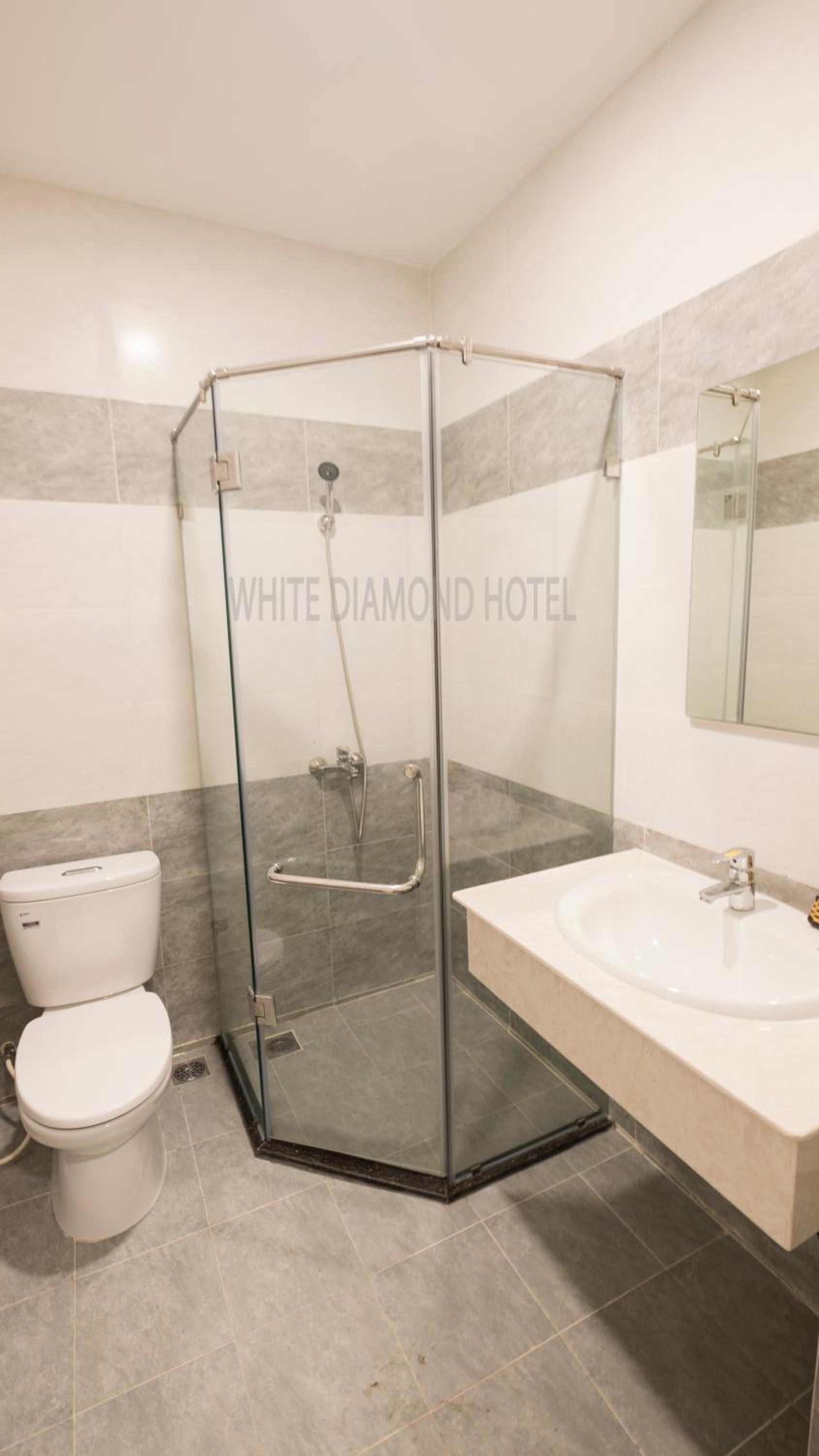 Standard Double Room - Photo 6