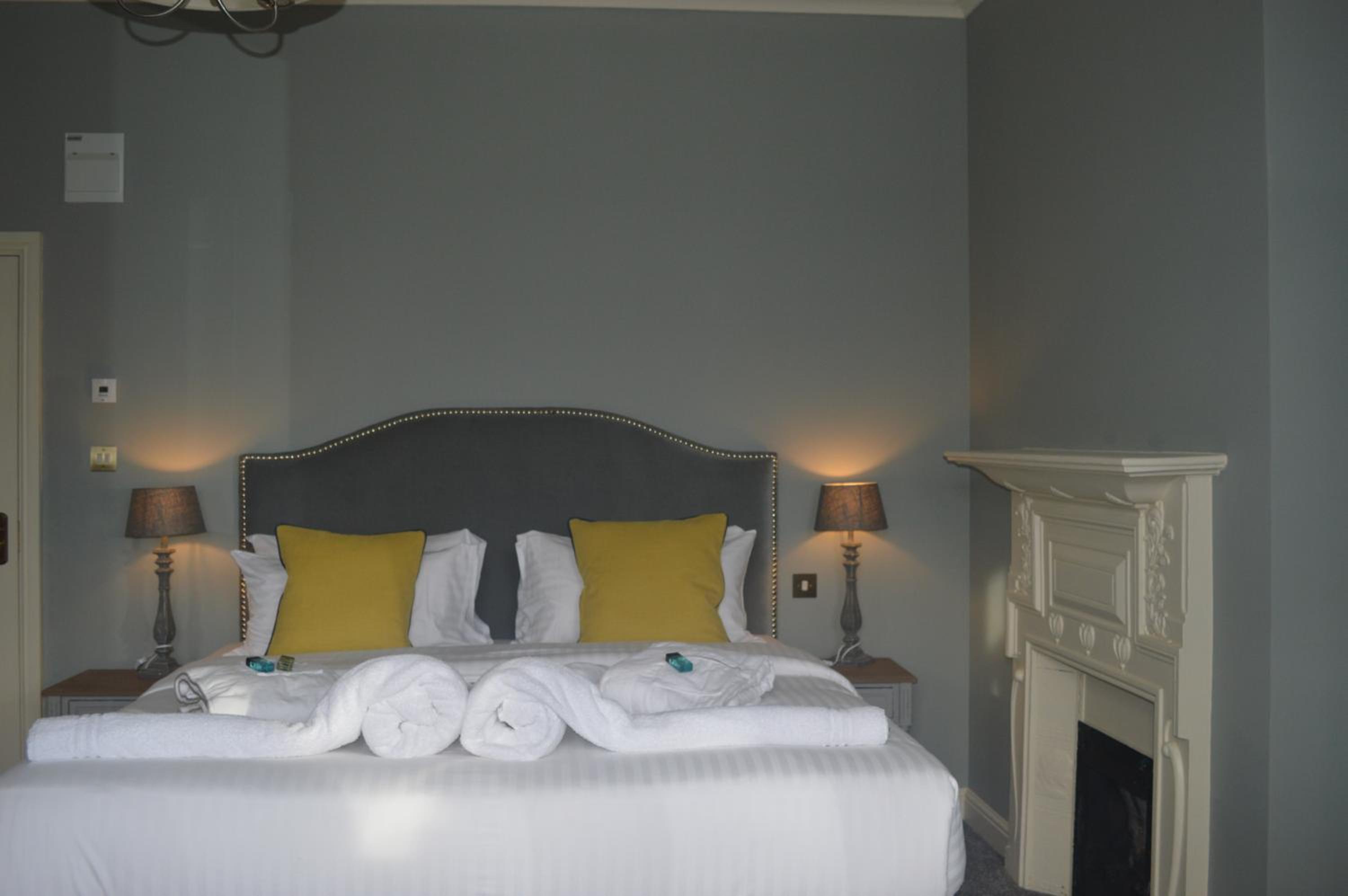 Deluxe Double or Twin Room - Photo 7
