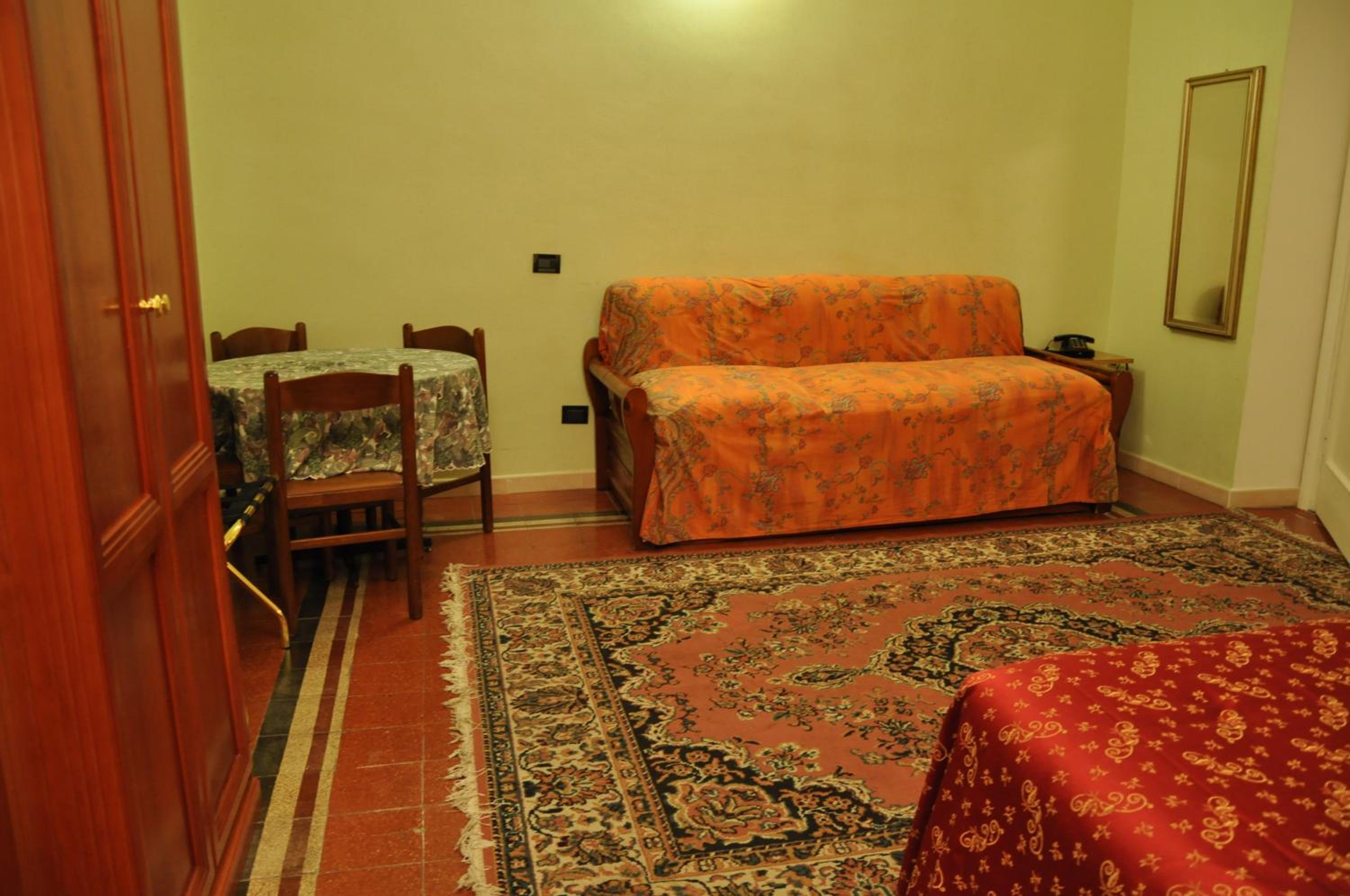 Double Room With Private Bathroom