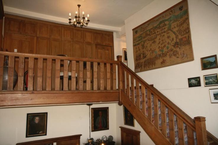 Large Double Room - Photo 3