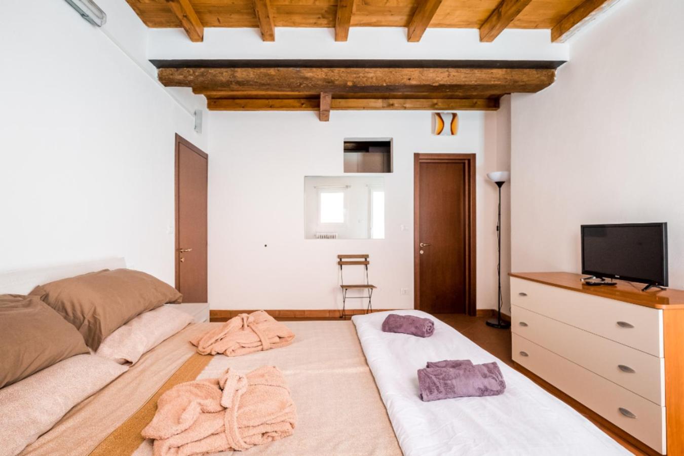 One-Bedroom Apartment - Photo 60