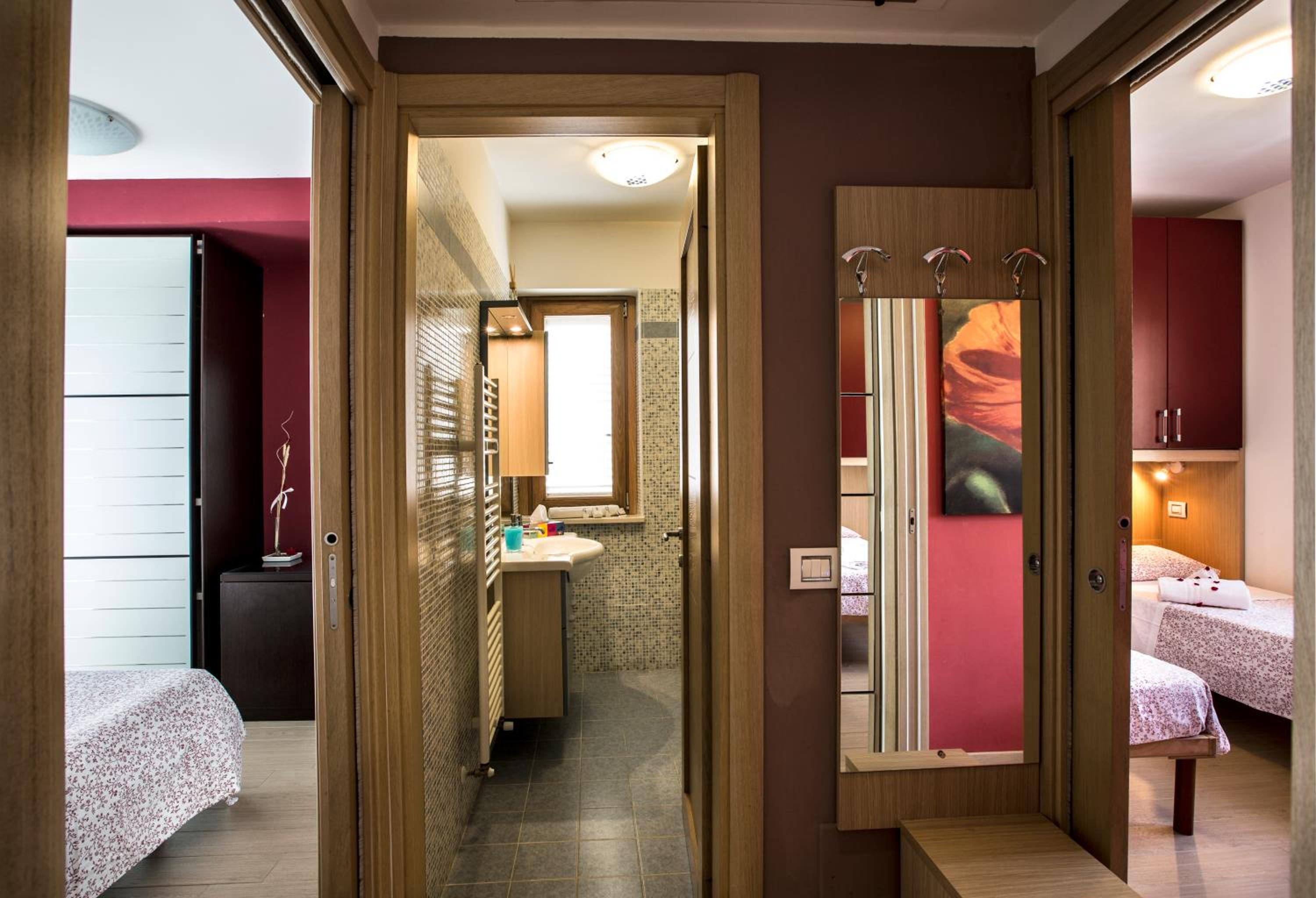 Superior Apartment photo 3