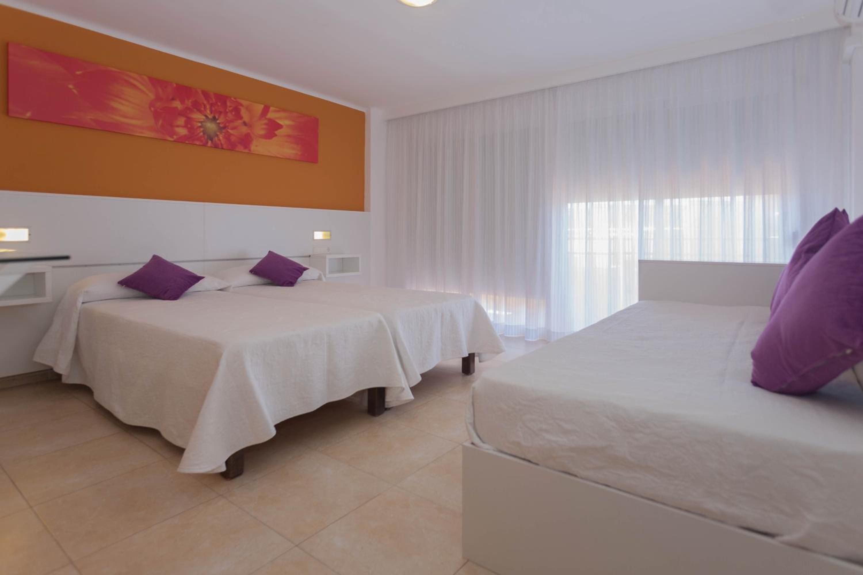 Triple Room - Photo 16