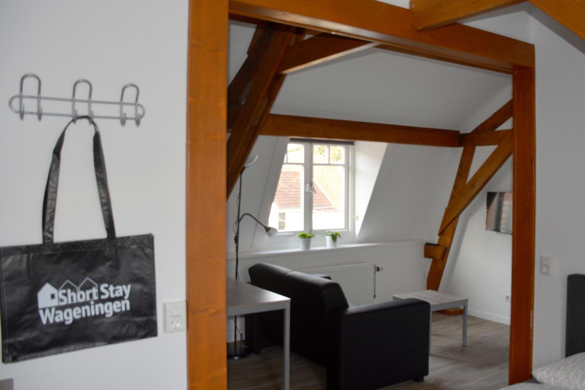 Apartment (2 Adults)