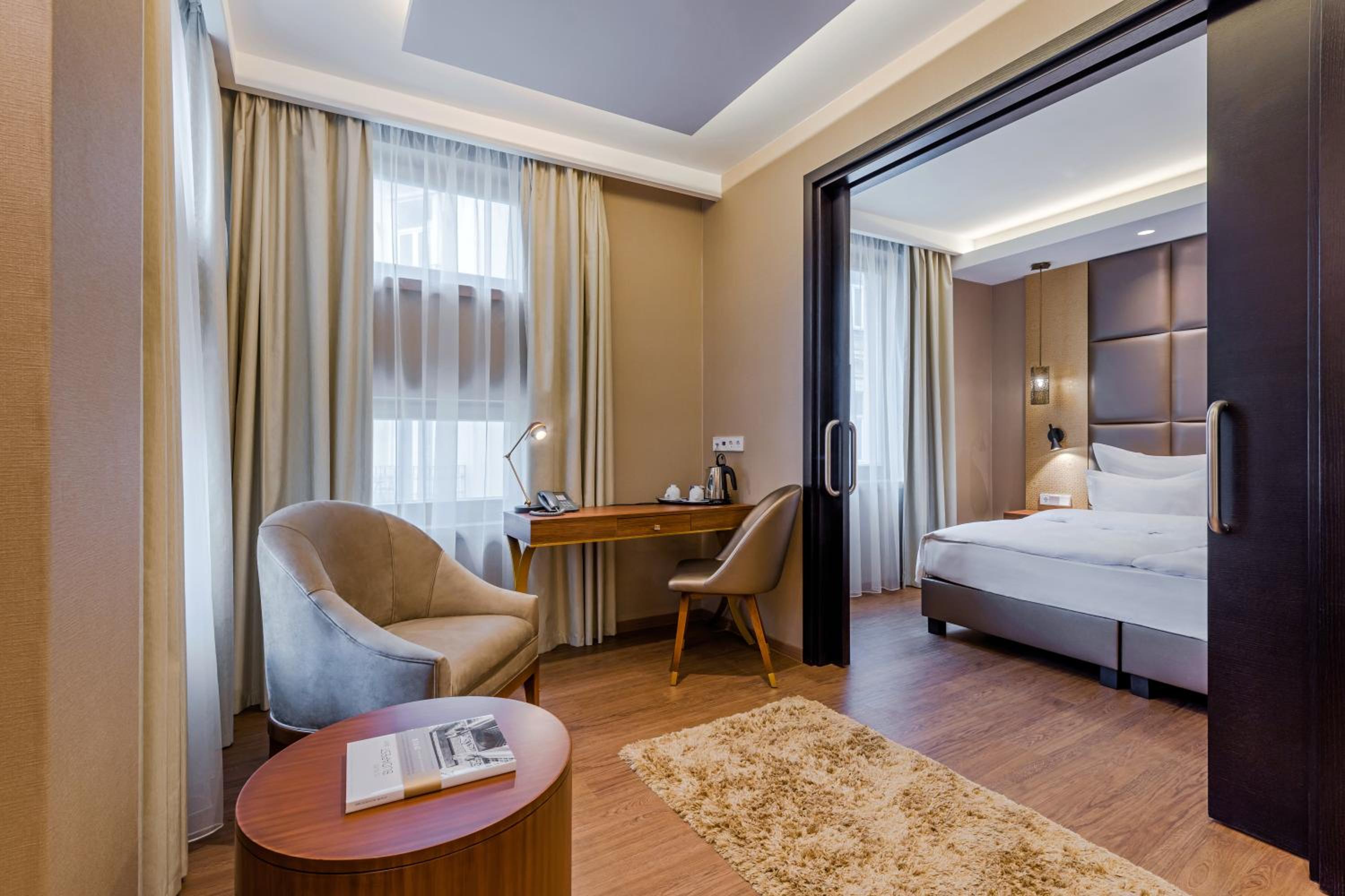 Suite