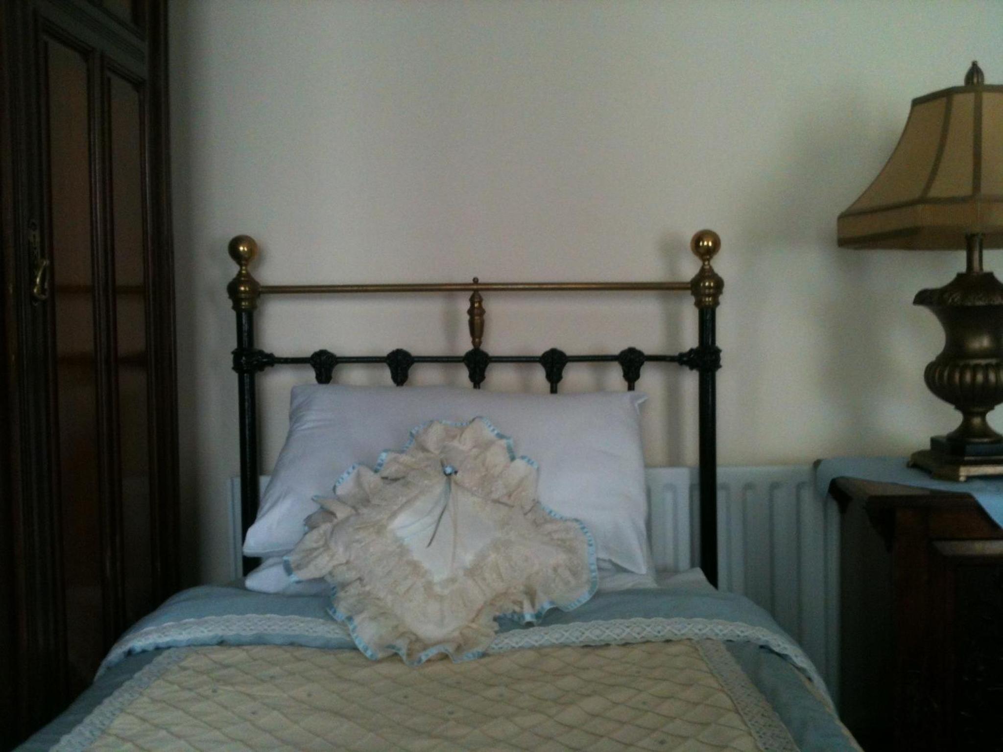 Double or Twin Room with En Suite photo 3