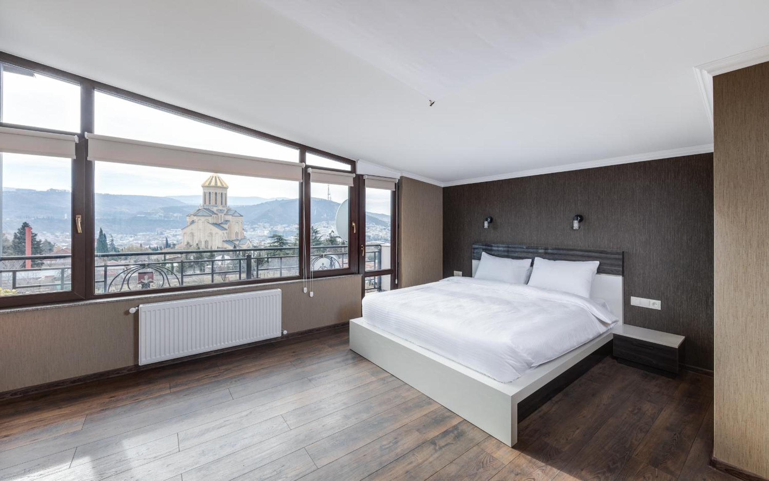 Suite with Balcony photo 3