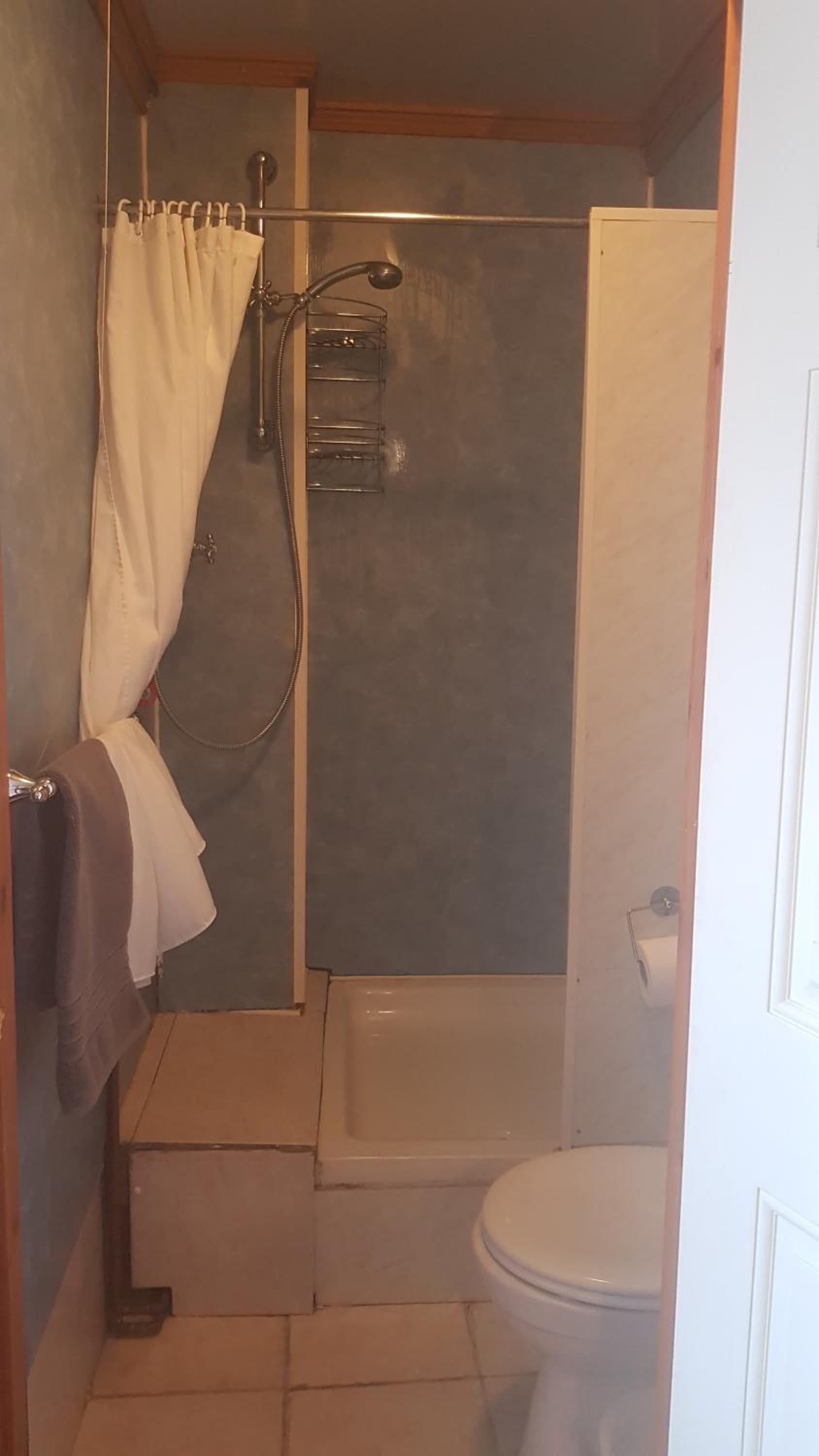 Double Room with Shower photo 3