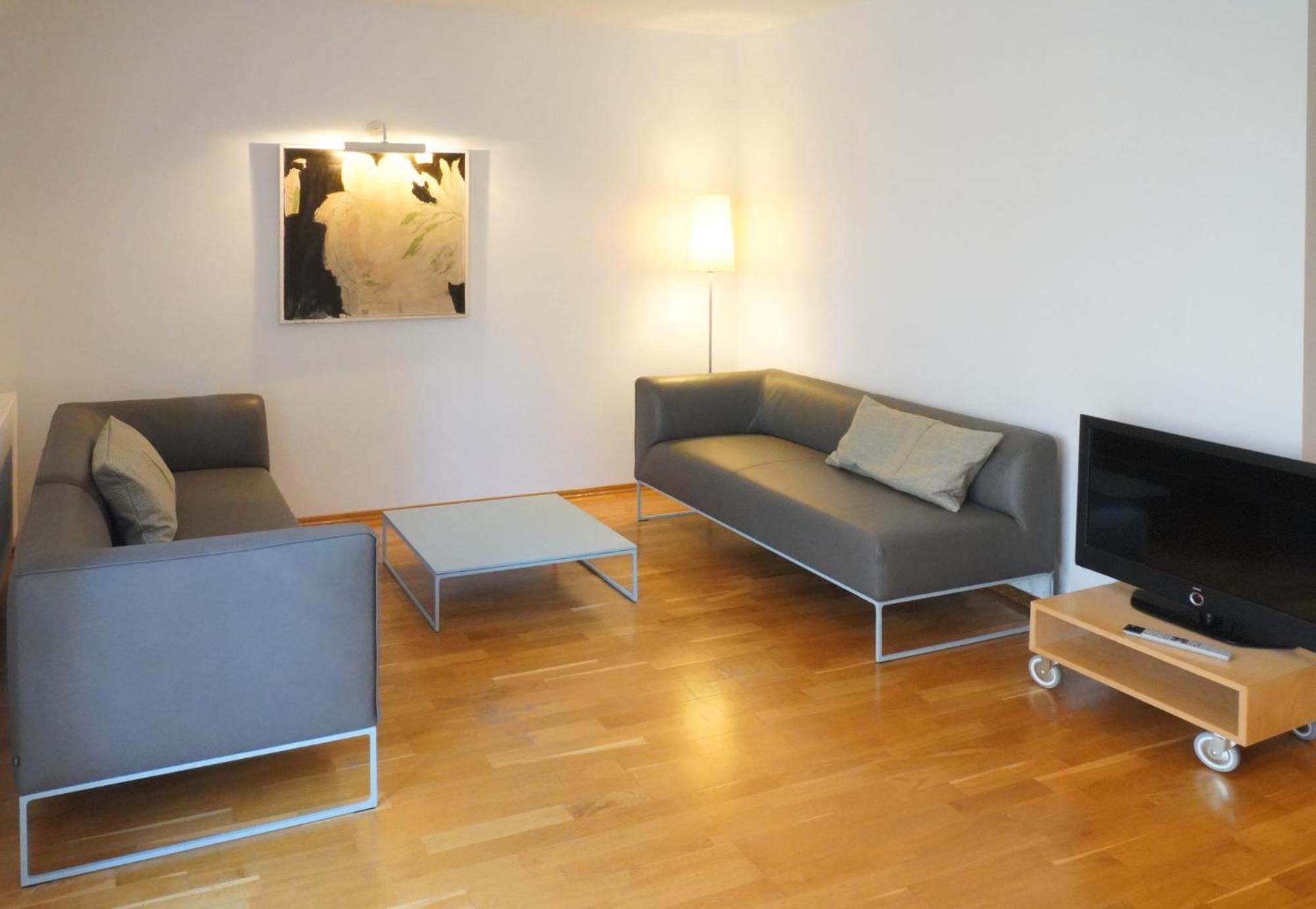 Apartment with Balcony photo 1