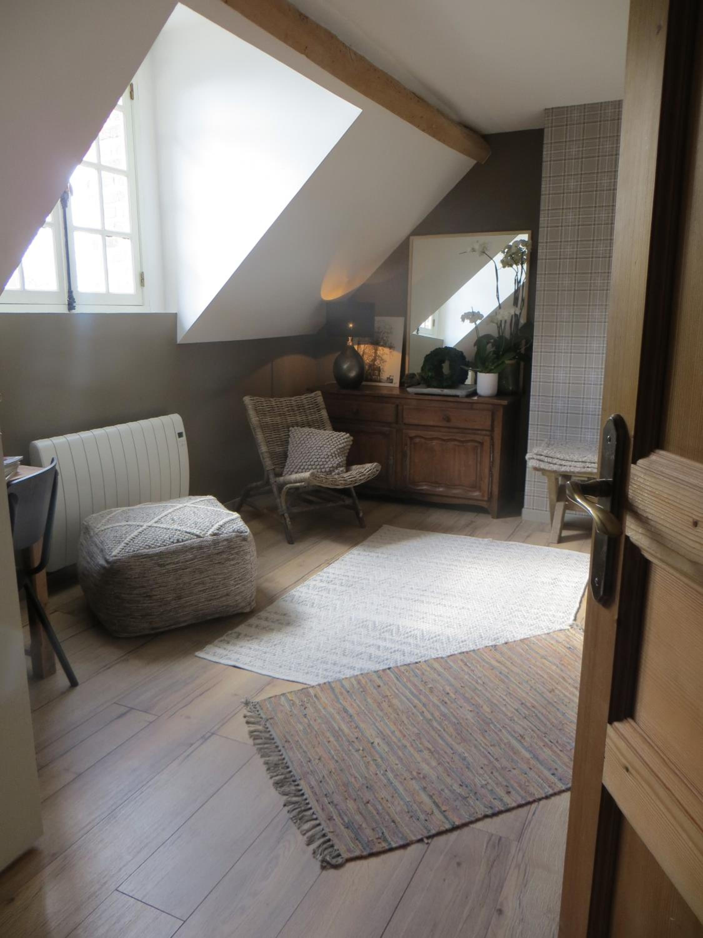 Double Room with Private Bathroom - Photo 3
