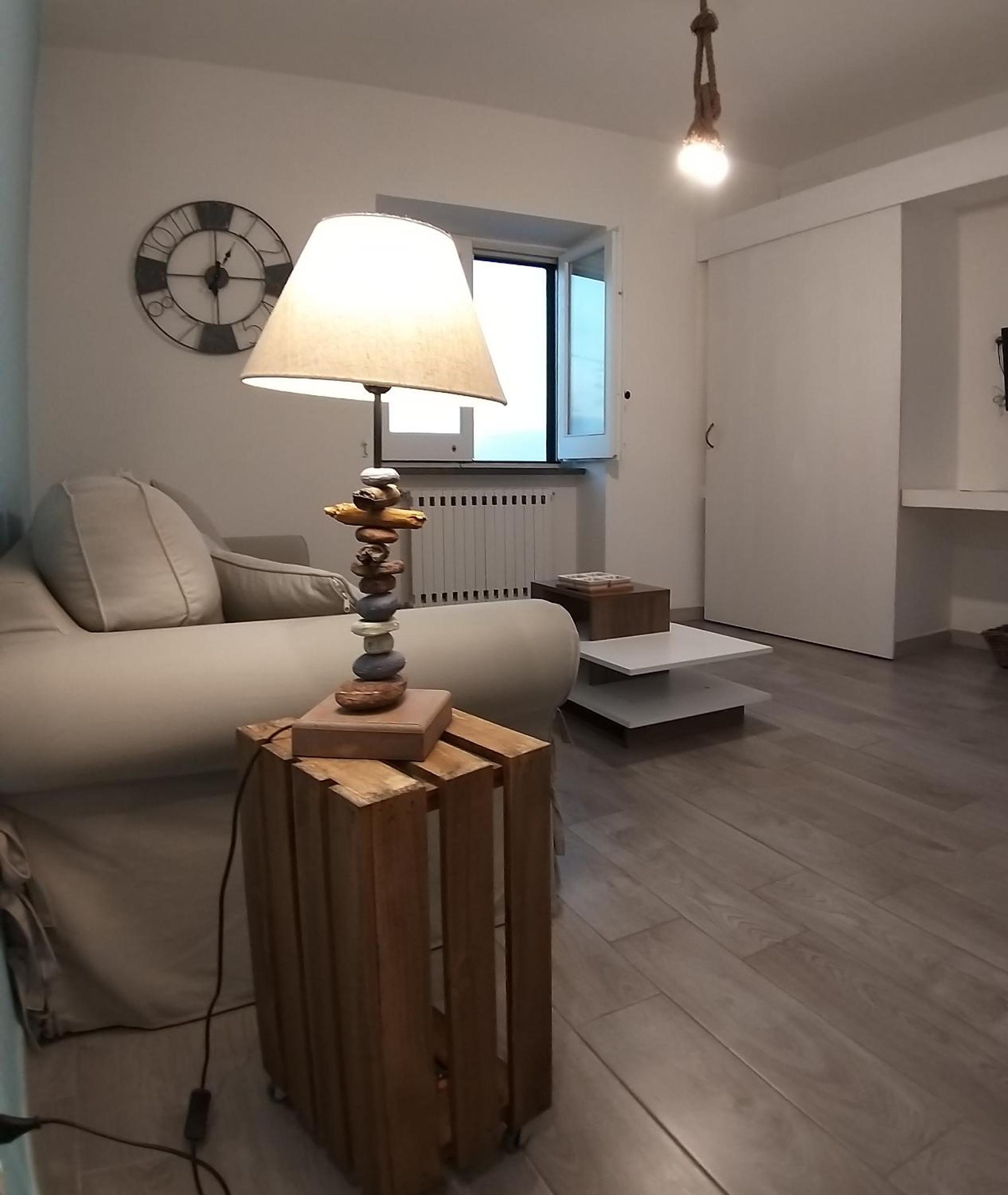 Quadruple Room with Sea View - Photo 9