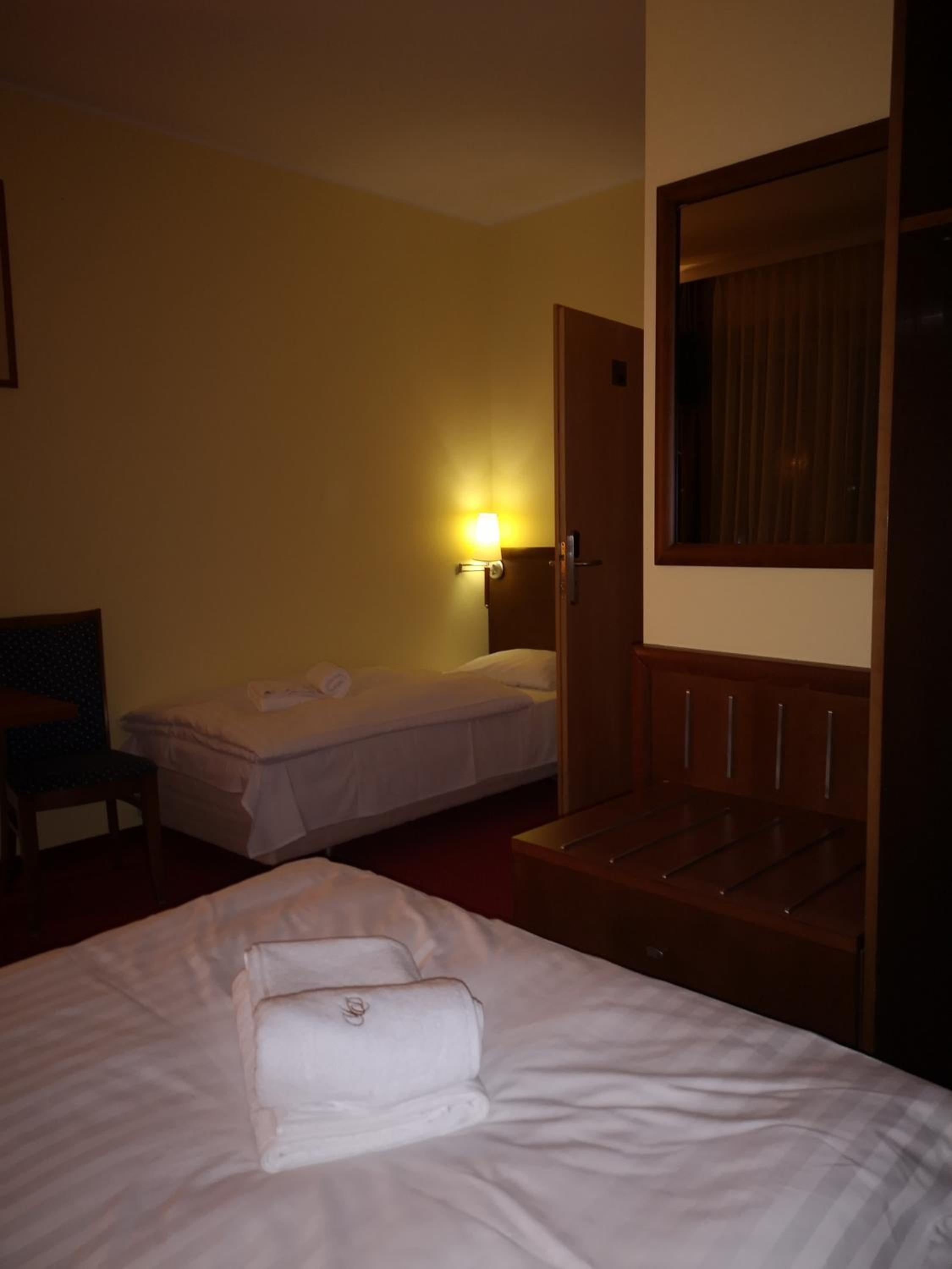 Triple Room - Photo 6