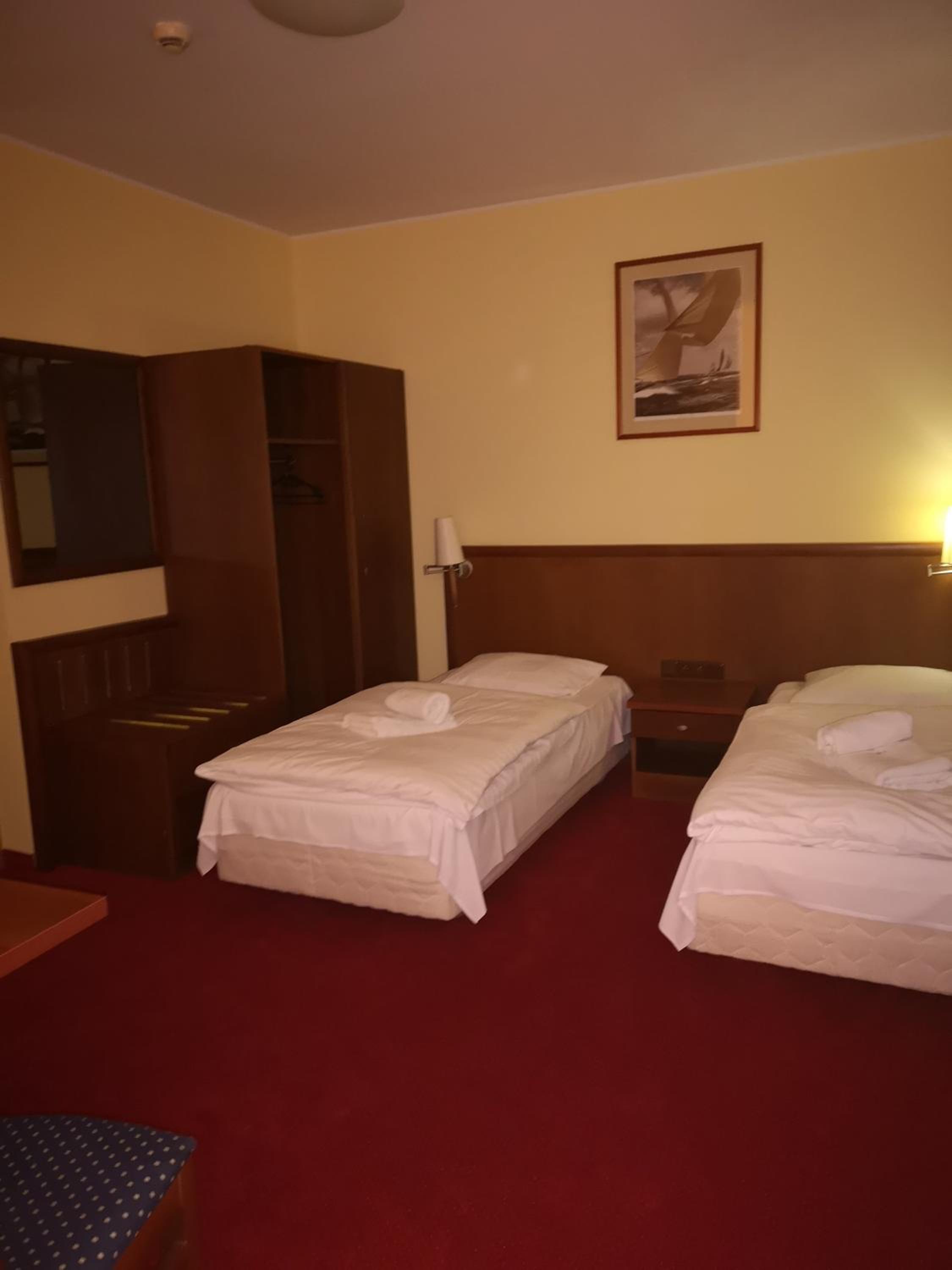 Triple Room - Photo 8