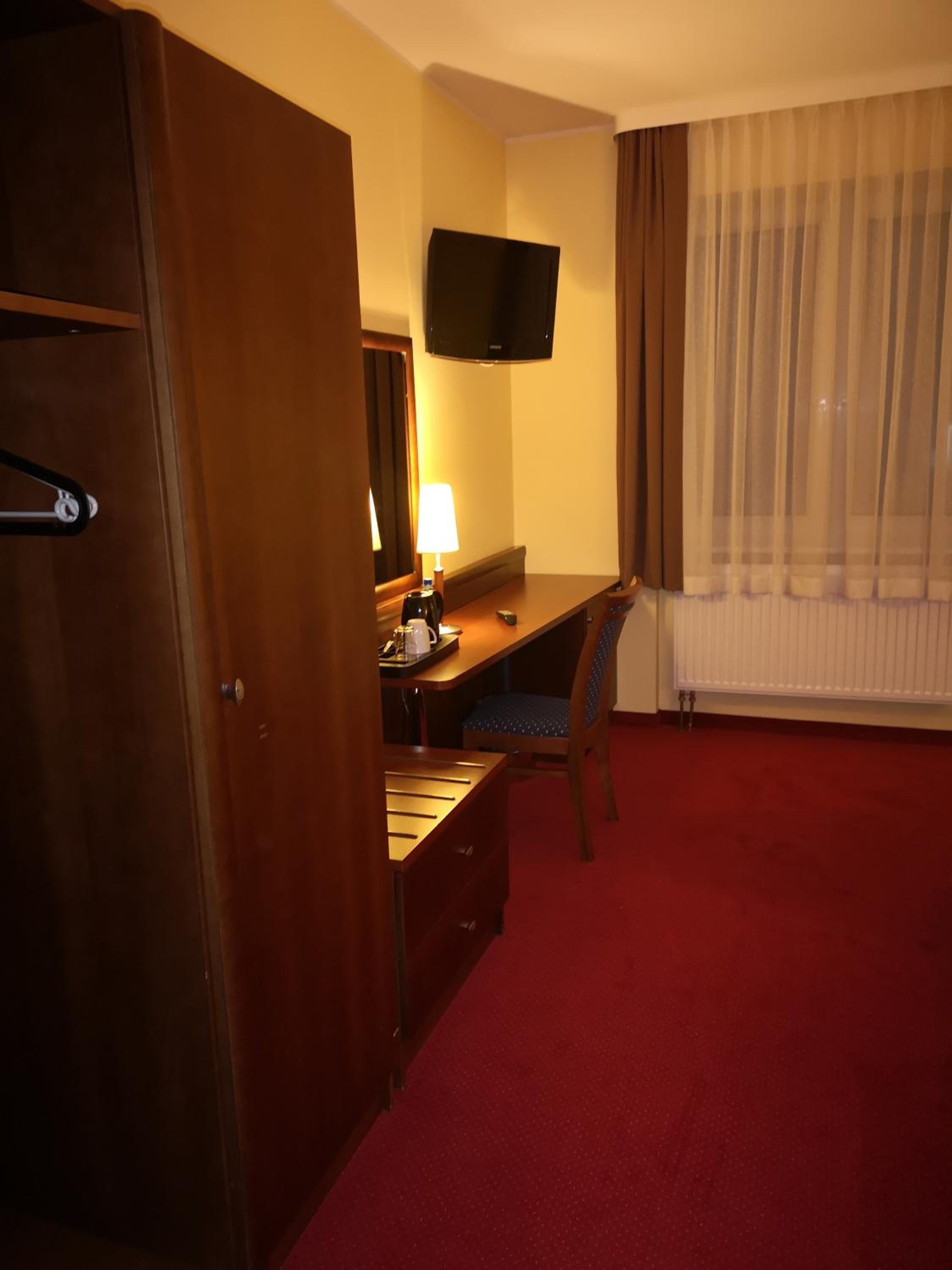 Single Room photo 2