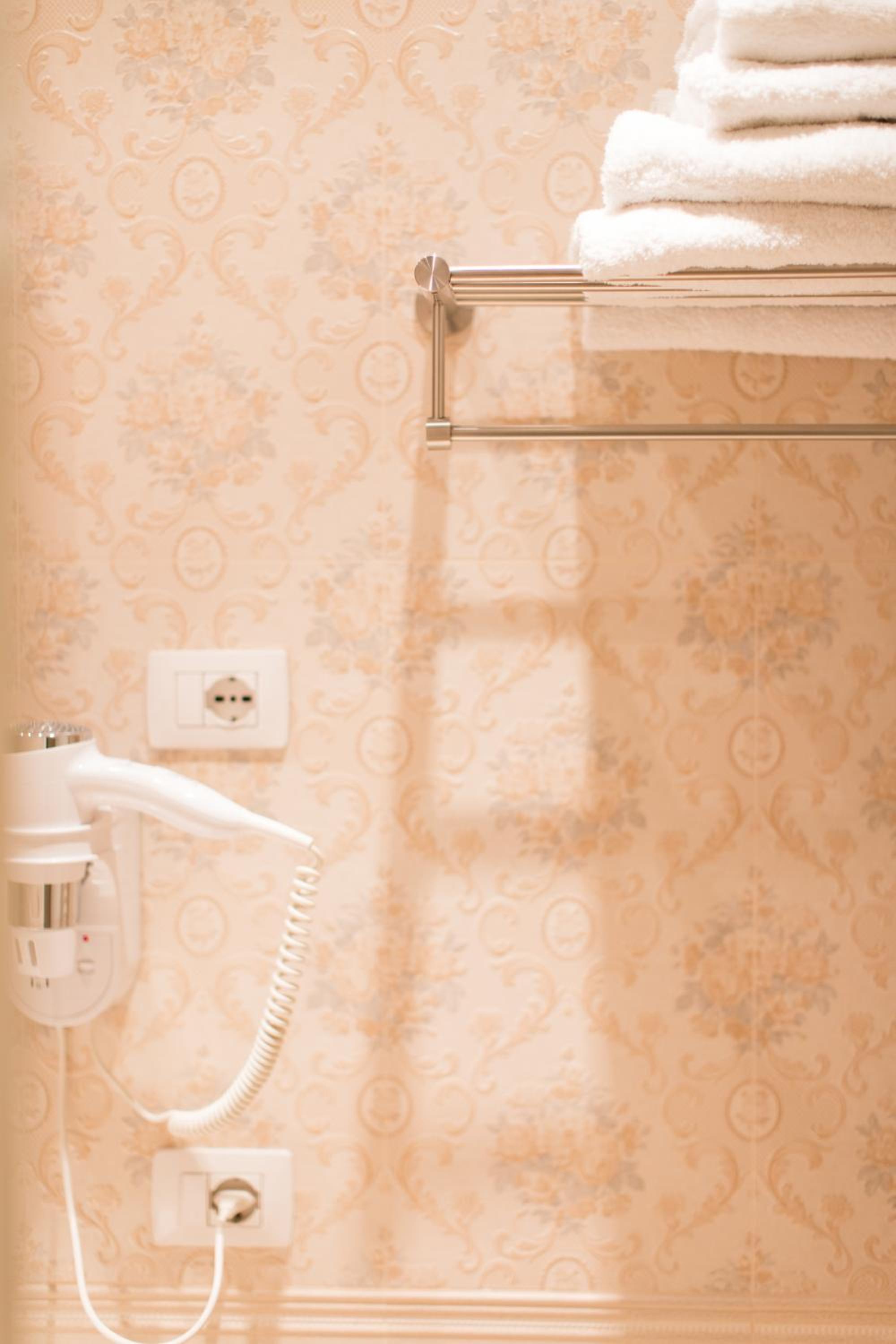 Large Twin Room