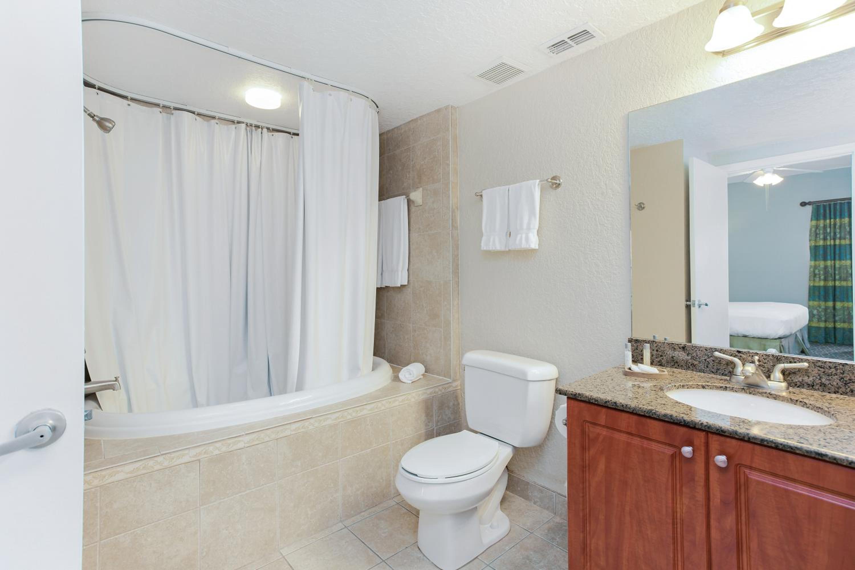 One-Bedroom Condo, Kitchen photo 2