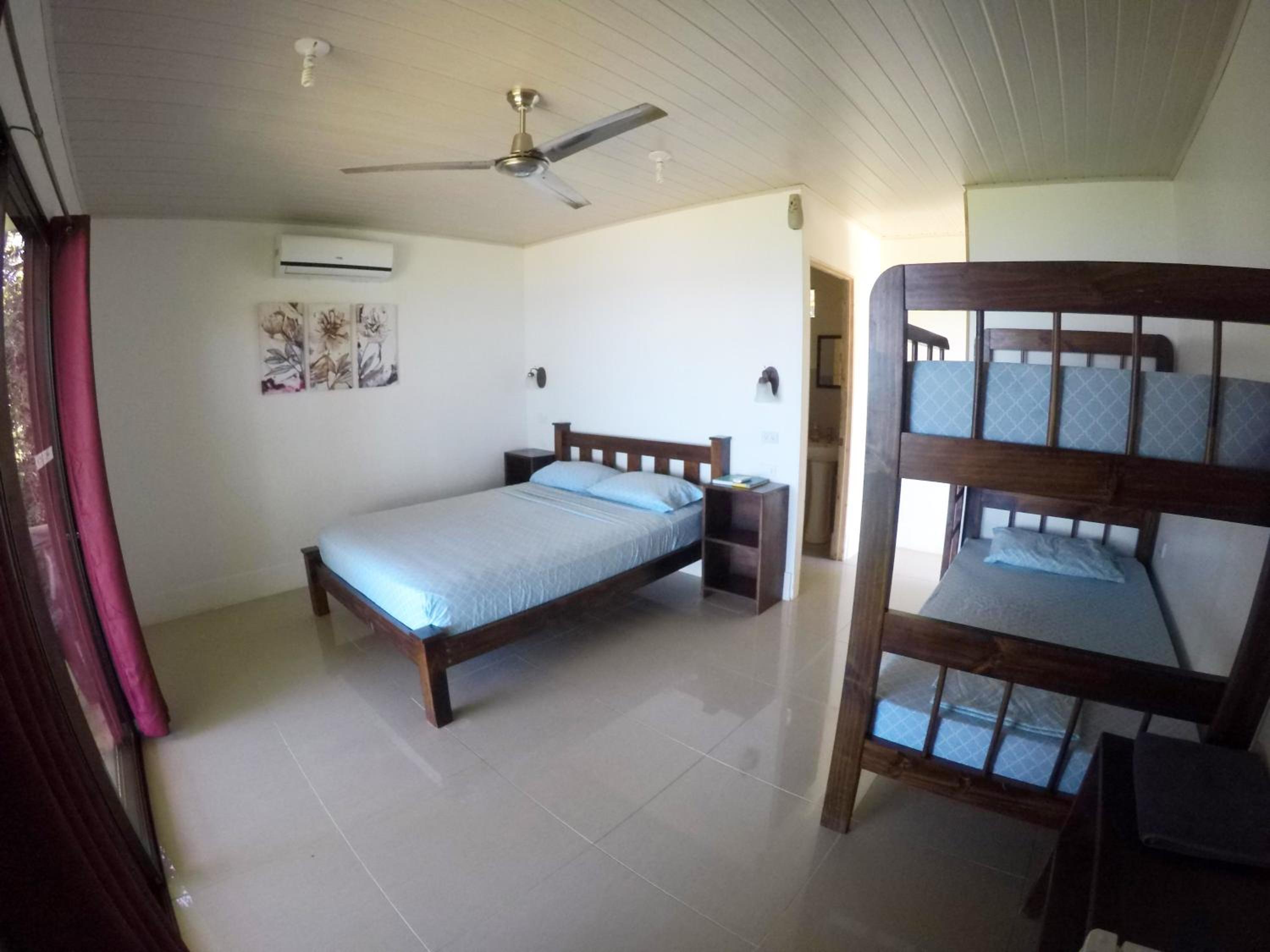 Quadruple Room photo 3
