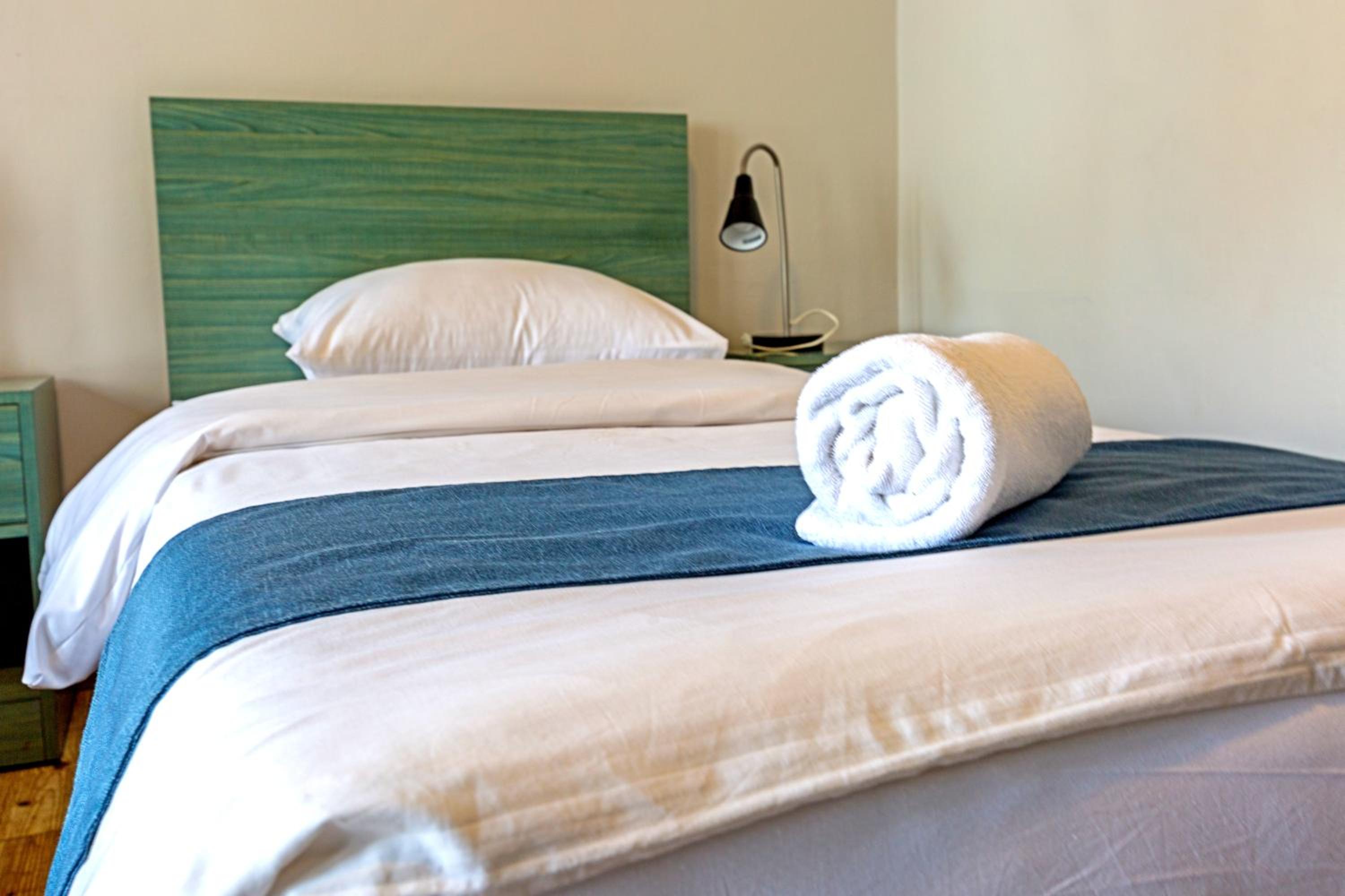 Deluxe Double Room with Balcony - Photo 14
