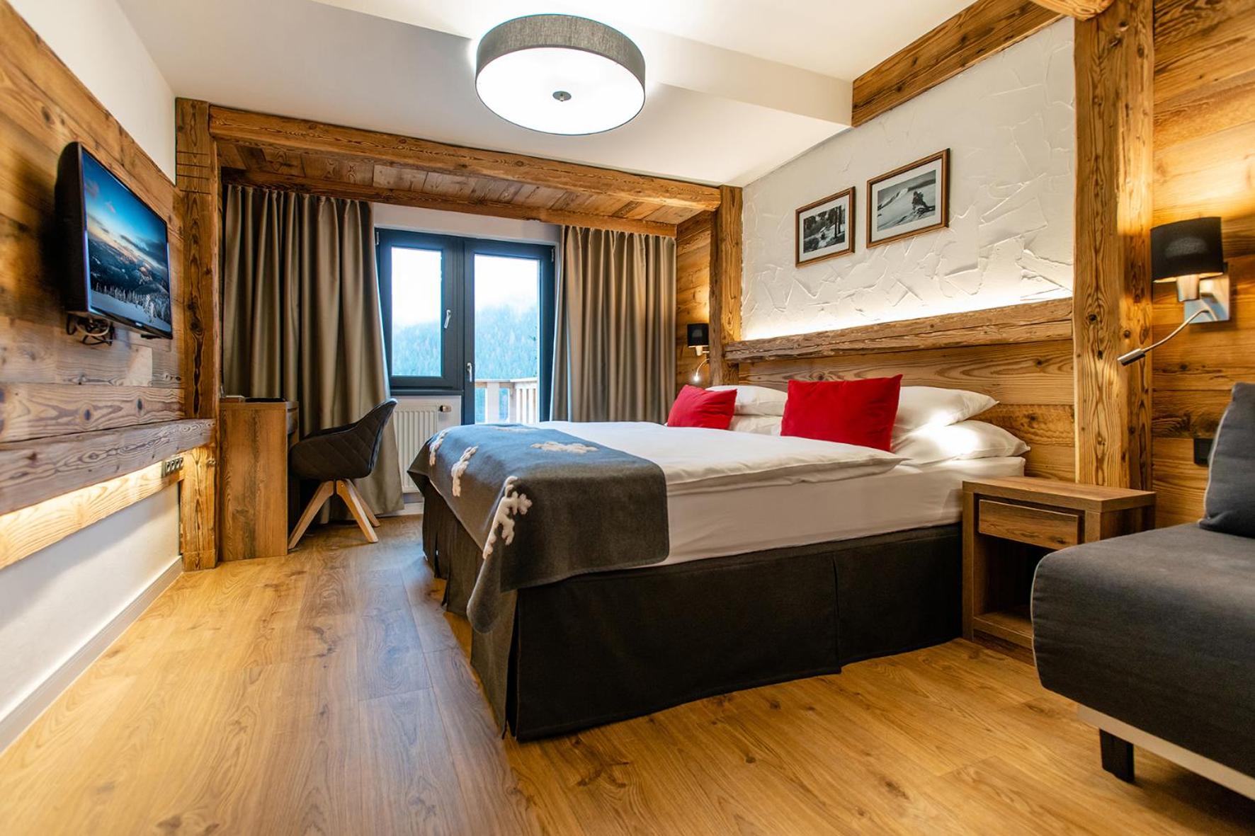 Double or Twin Room with Extra Bed