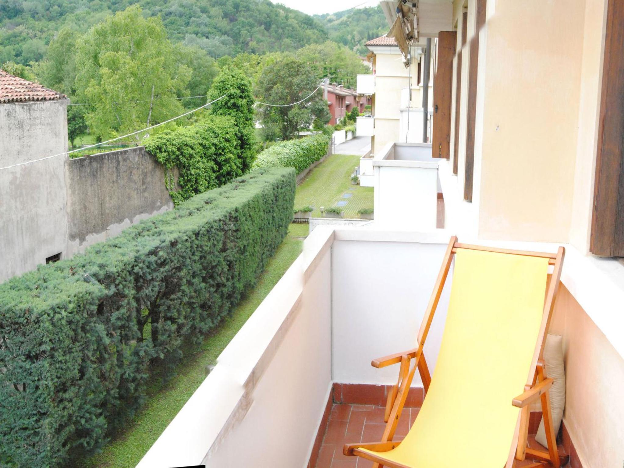 Two-Bedroom Apartment With Terrace - Via Pagliarin photo 2