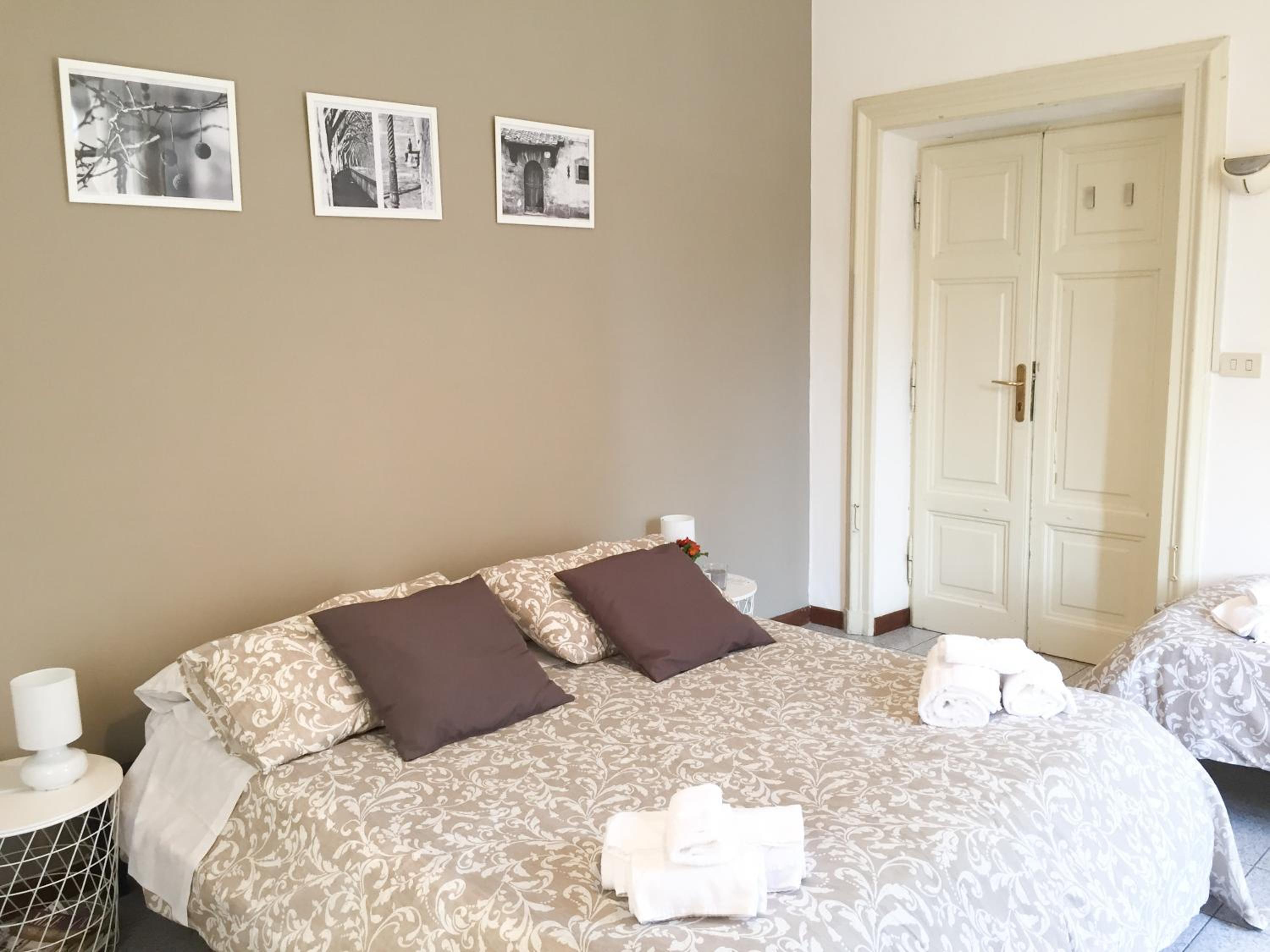 Double or Twin Room with Private External Bathroom photo 2