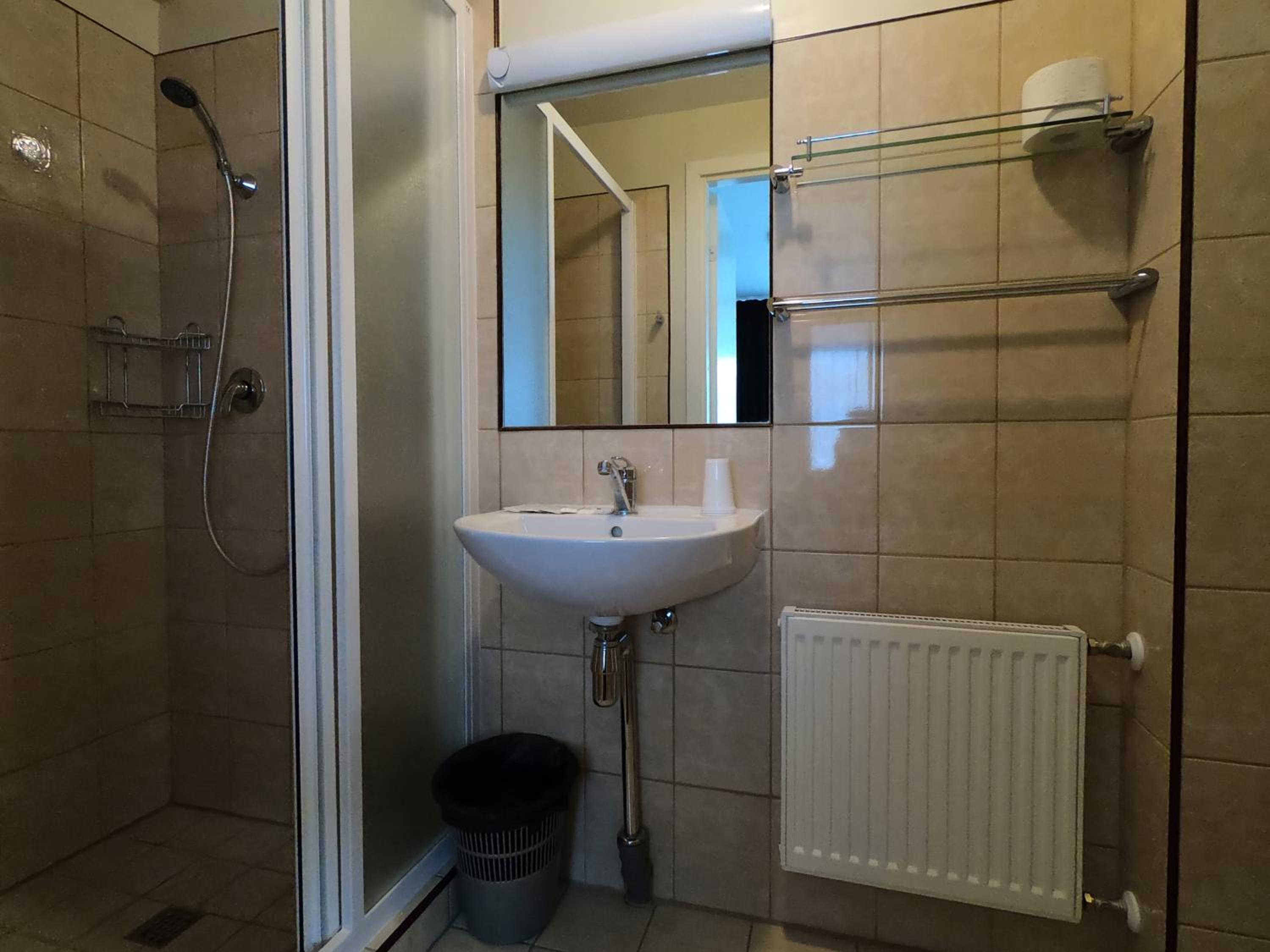 Triple Room - Photo 10