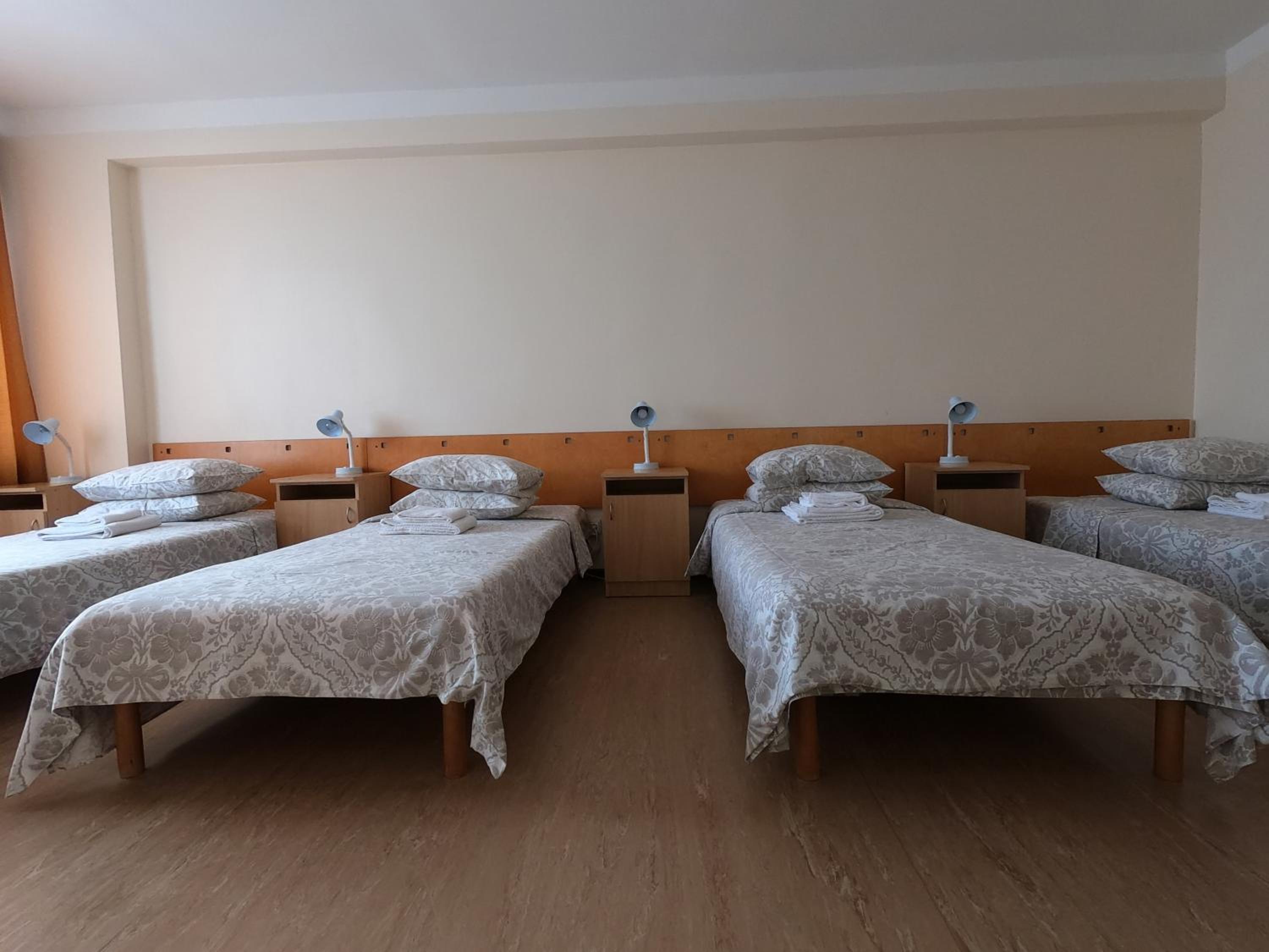 Quadruple Room - Photo 3