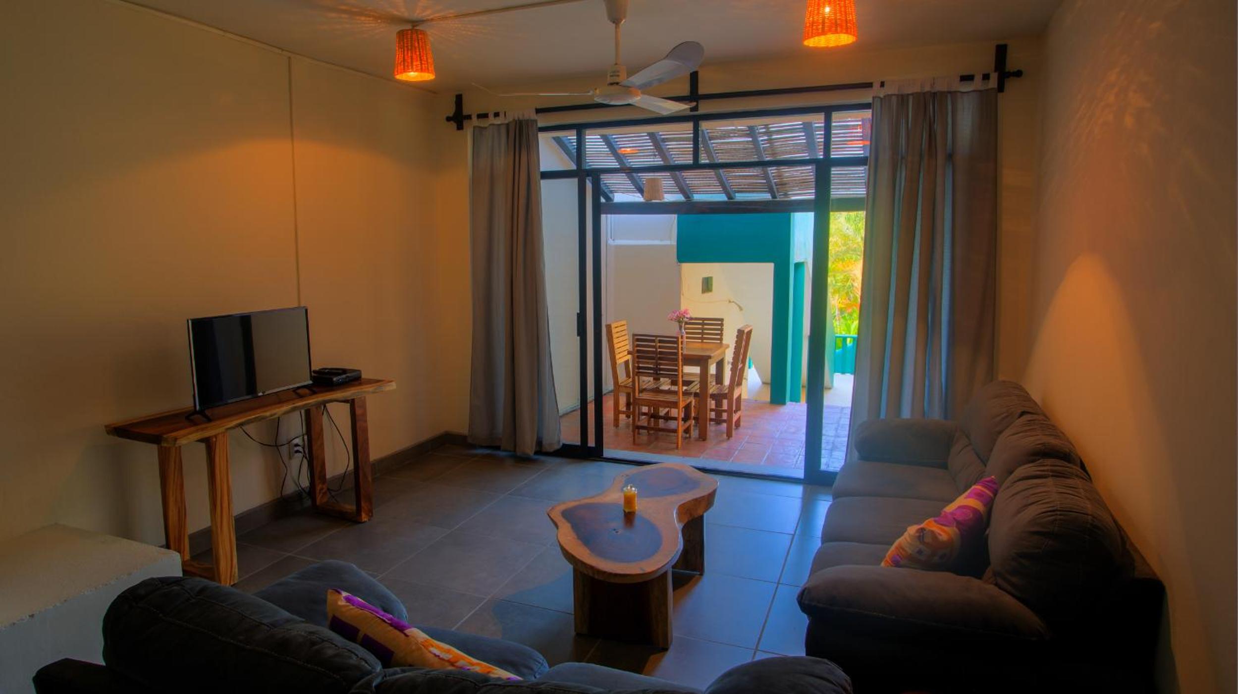 One-Bedroom Apartment - Photo 1
