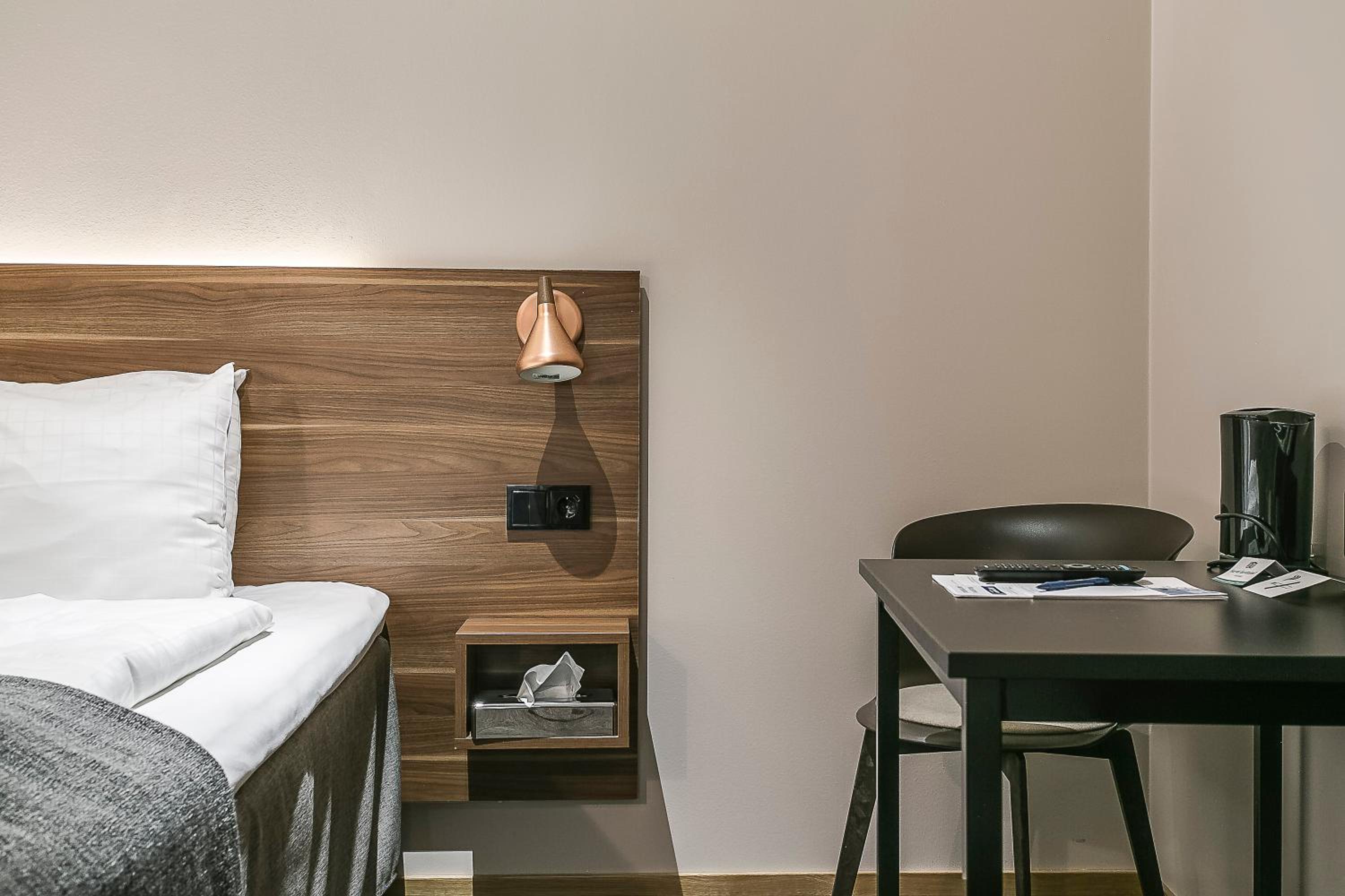 Standard Single Room with No Window photo 2
