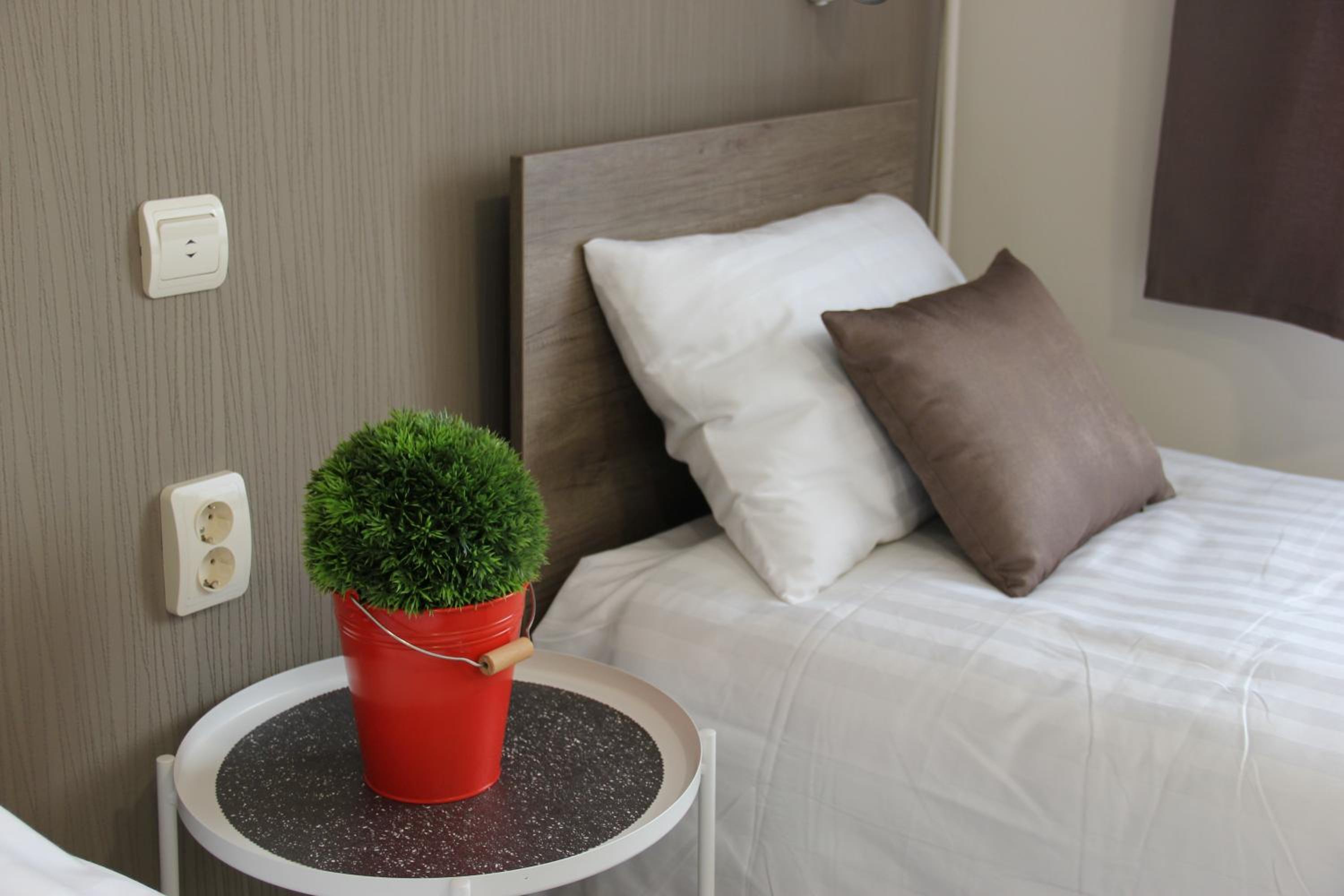 Standard Twin Room with Air-Conditioning - Photo 7