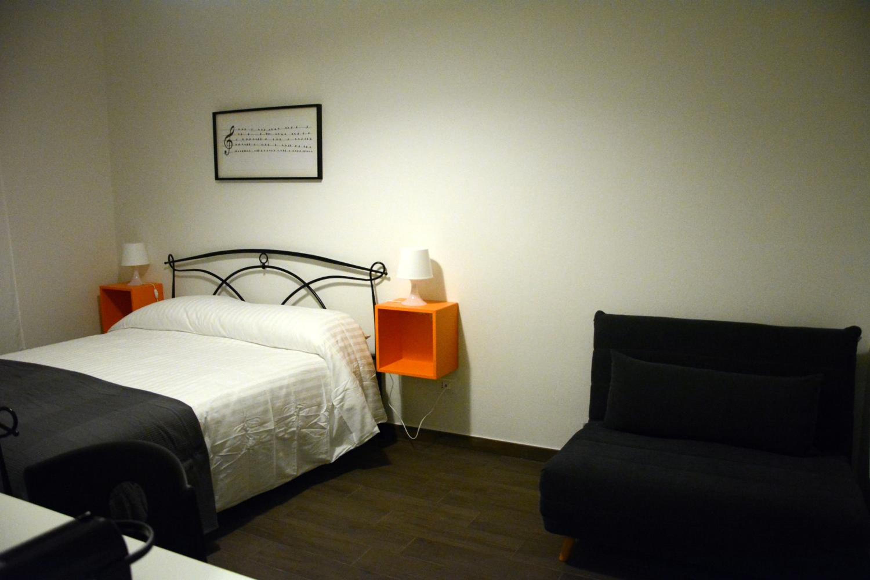 Deluxe Double Room with Extra Bed - Photo 7
