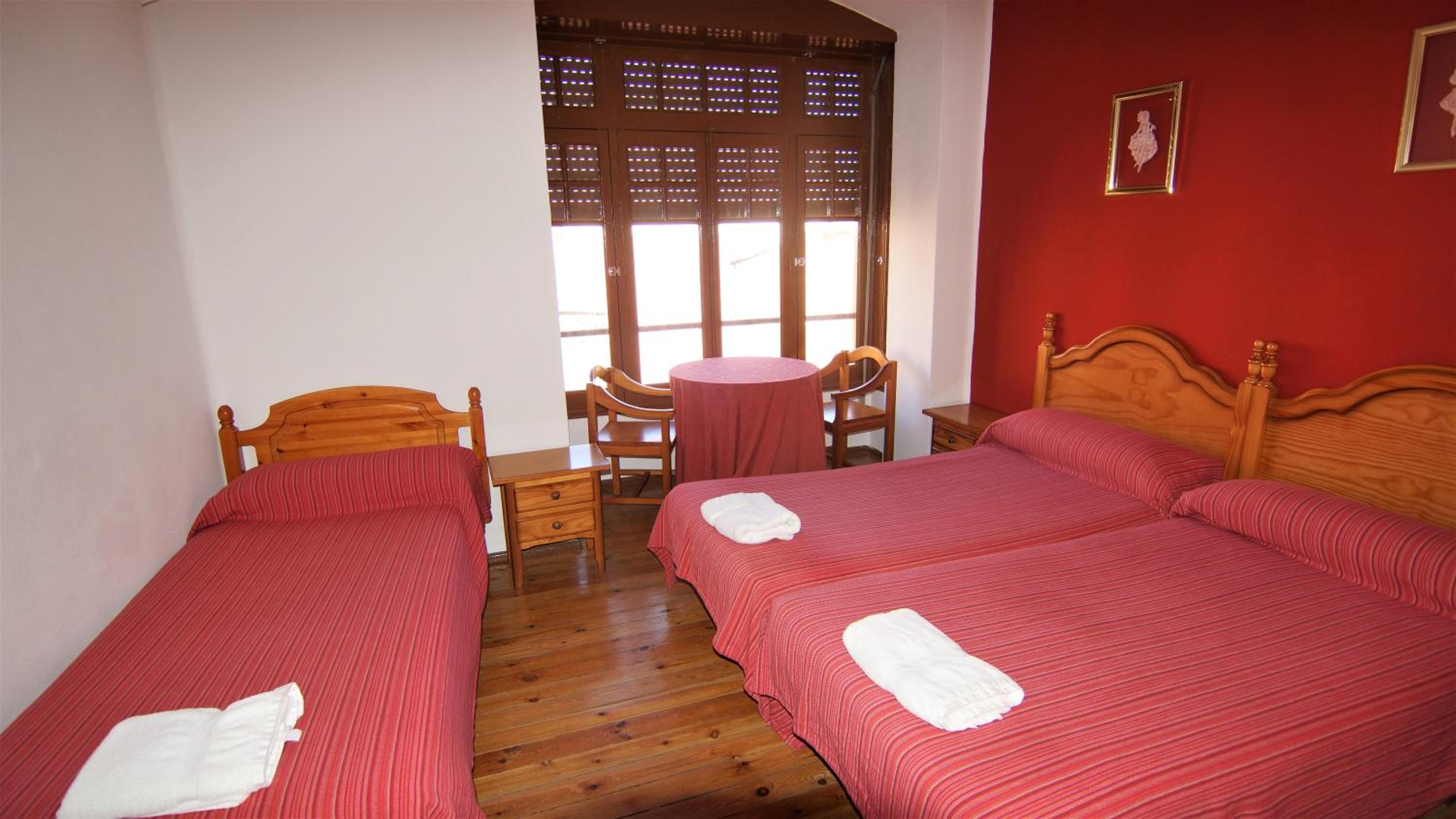 Triple Room - Photo 2