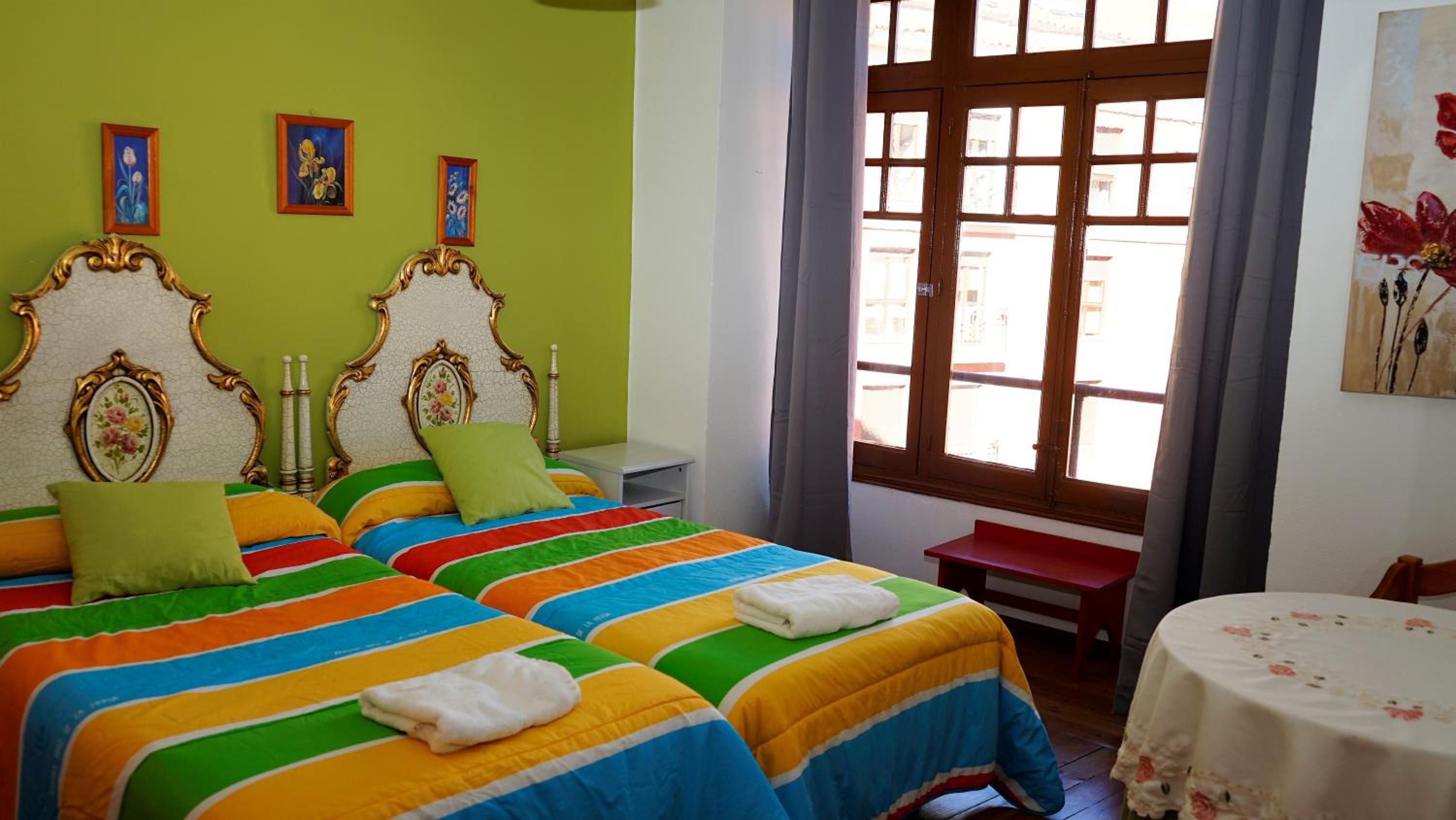 Twin Room - Photo 6