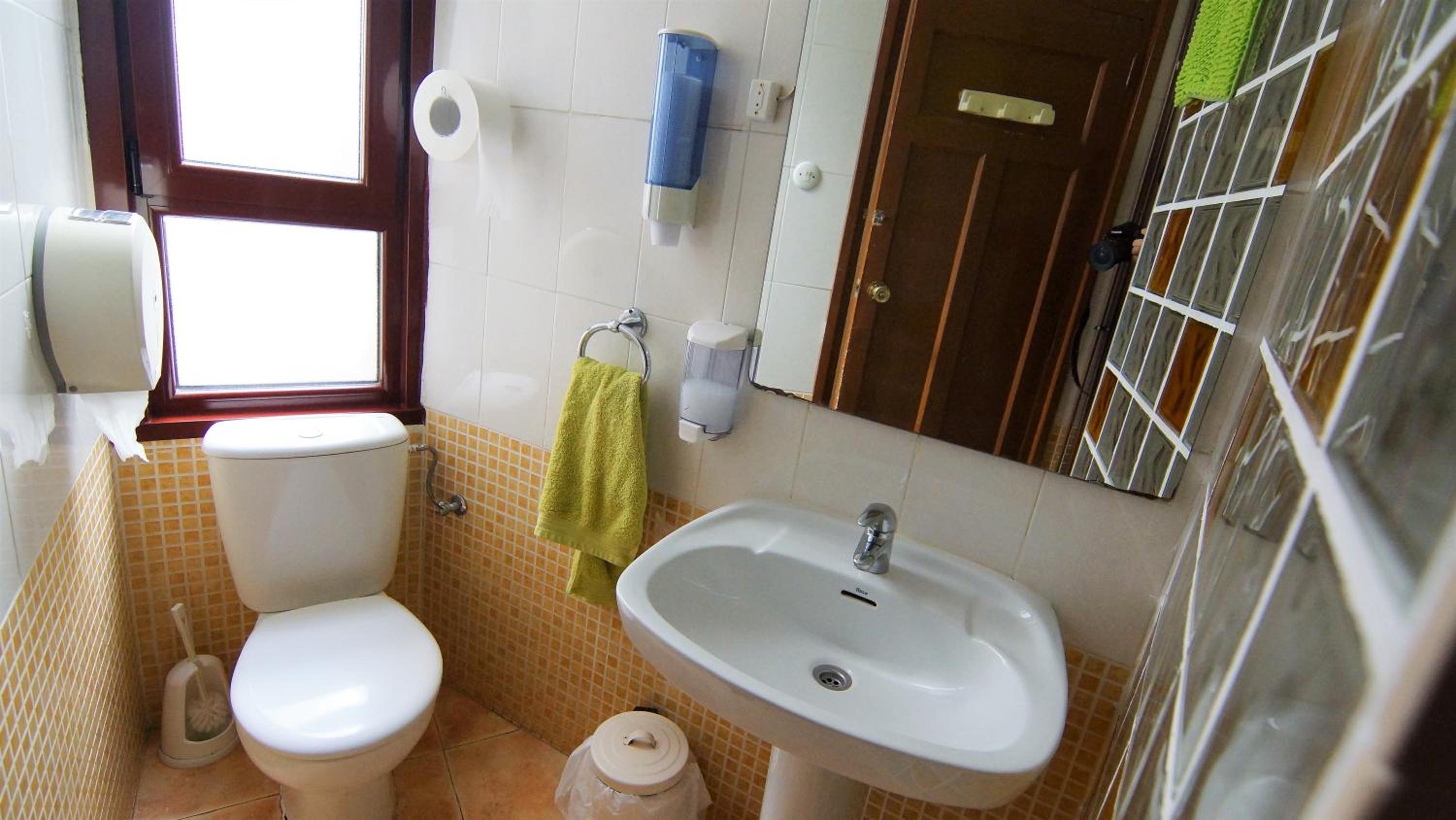 Triple Room - Photo 10