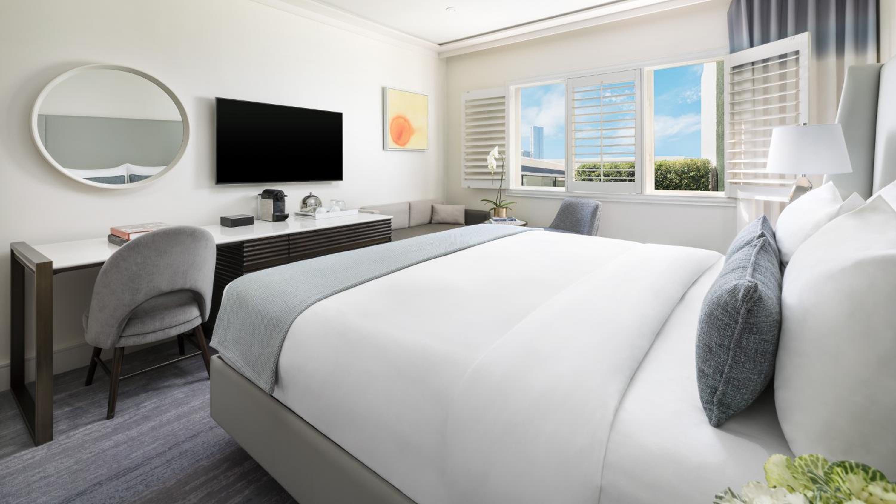 Deluxe King Room