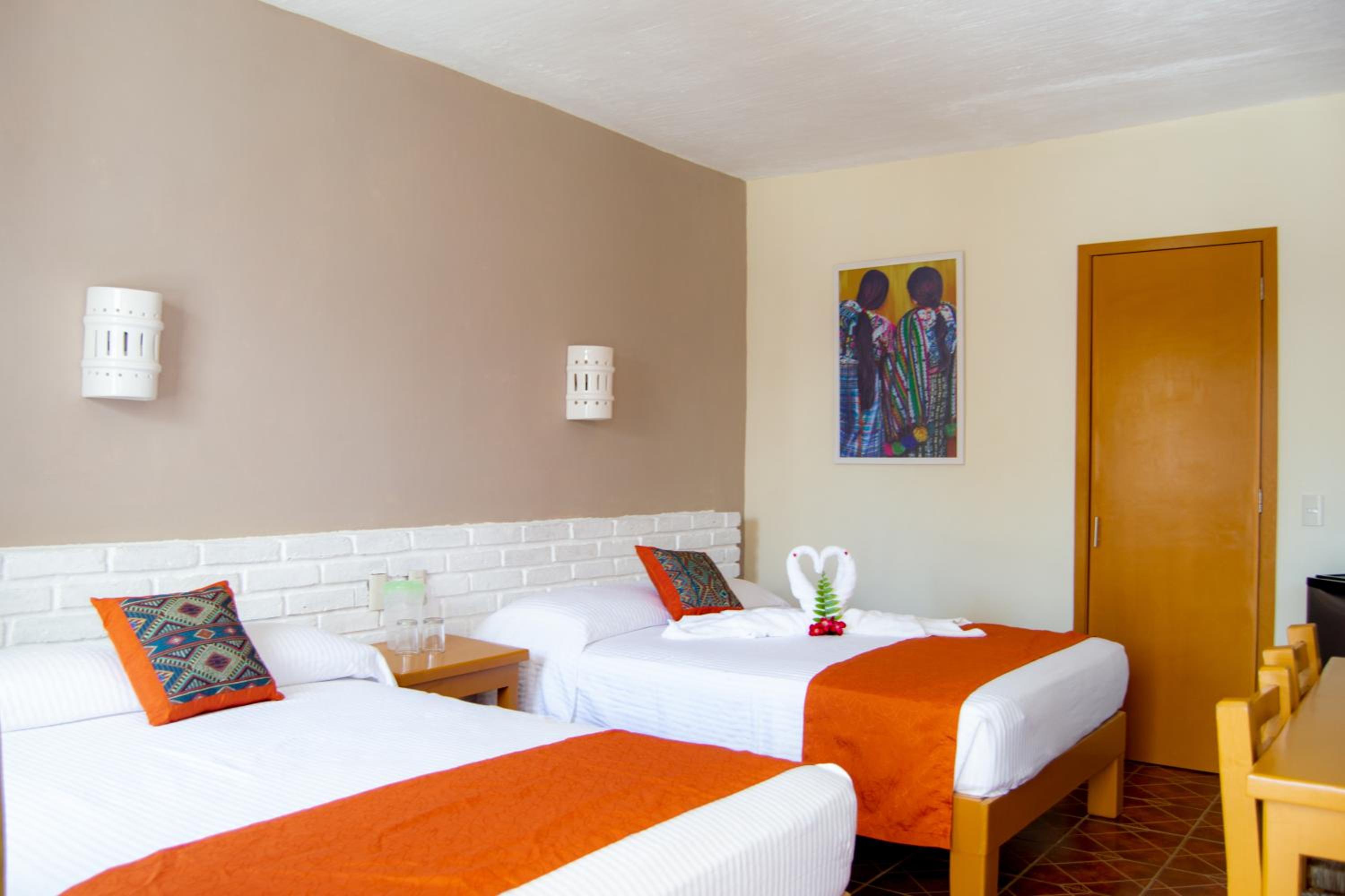 Standard Quadruple Room - Photo 8