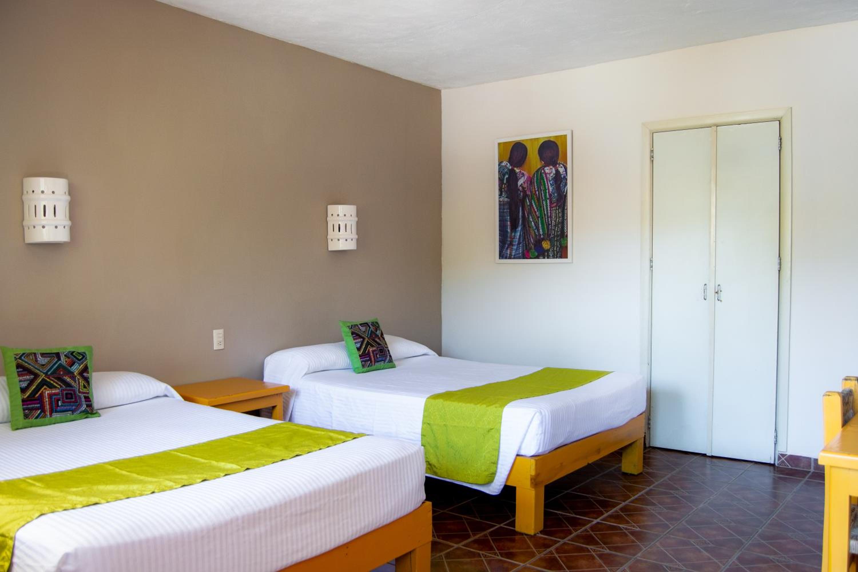 Standard Quadruple Room - Photo 7
