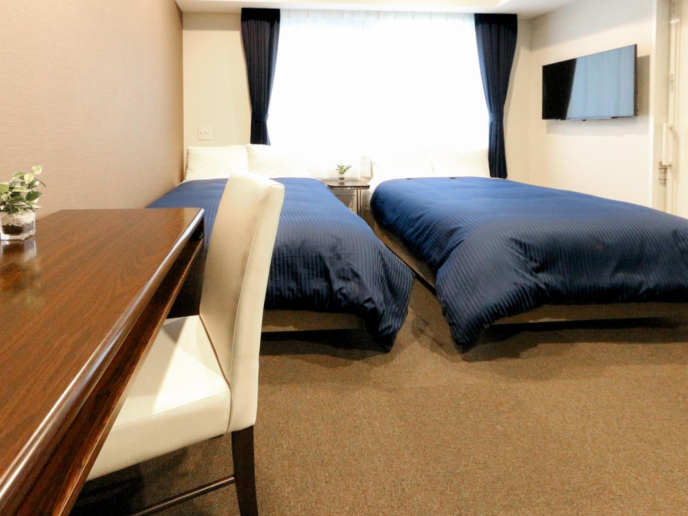 Twin Room - Disability Access photo 1