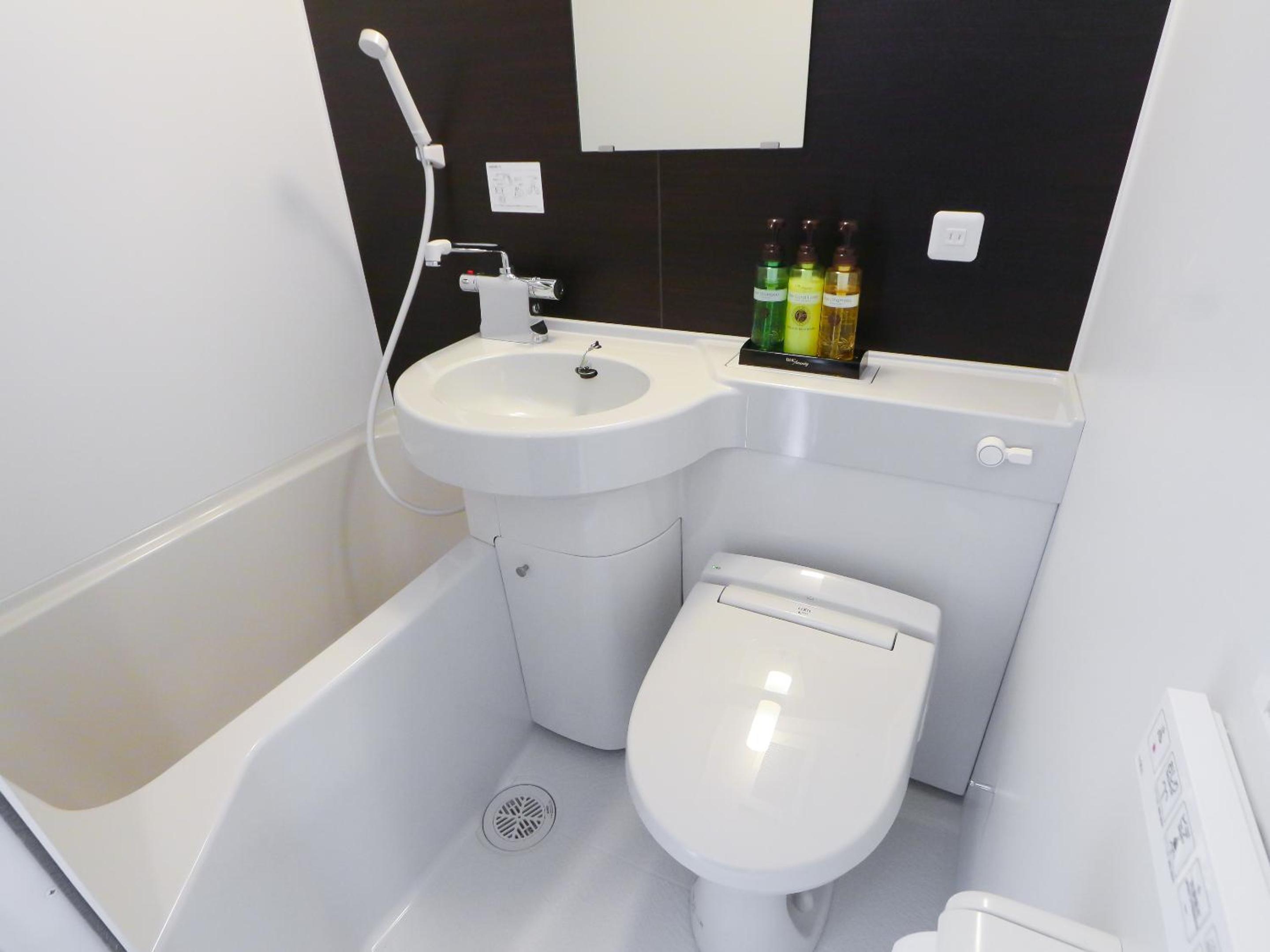 Double Room with Small Double Bed - Non-Smoking photo 2