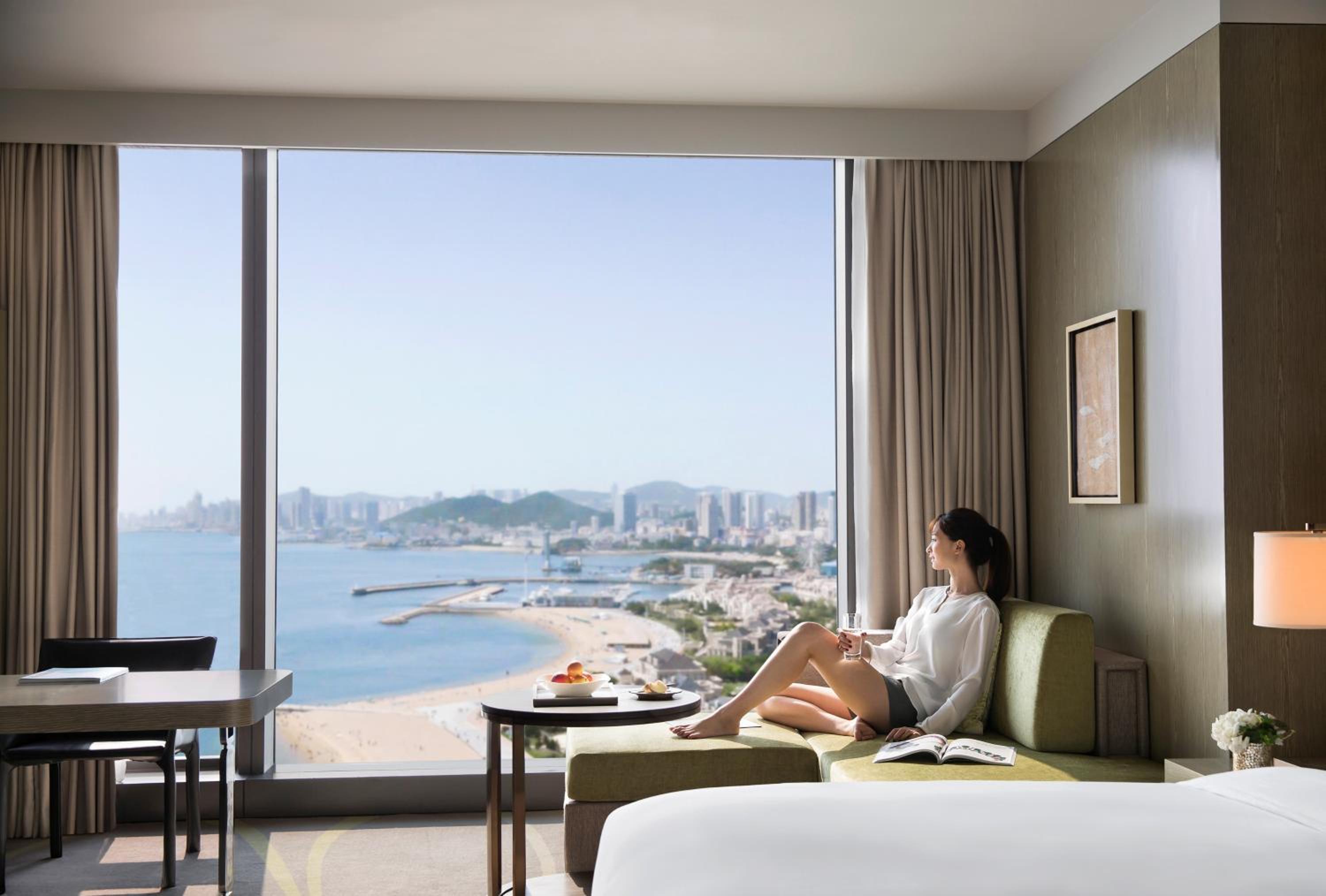 King Room with Ocean View - Club Access photo 1