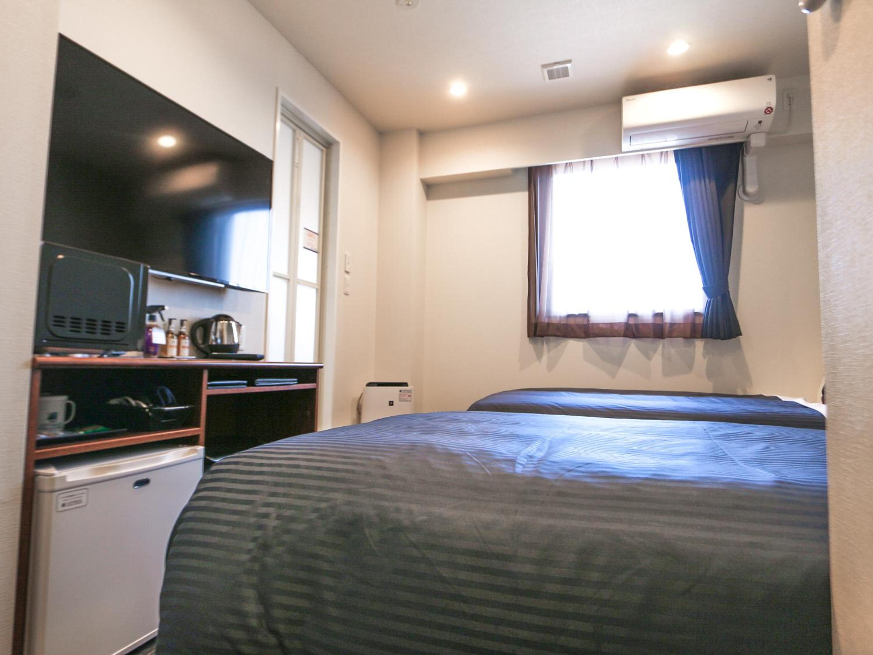 Twin Room - Smoking - Photo 1