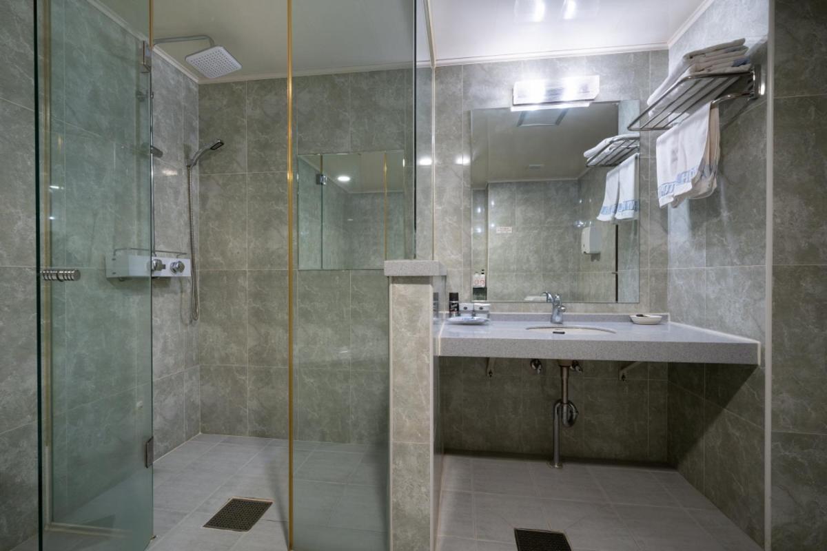 Superior Double Room - Photo 15