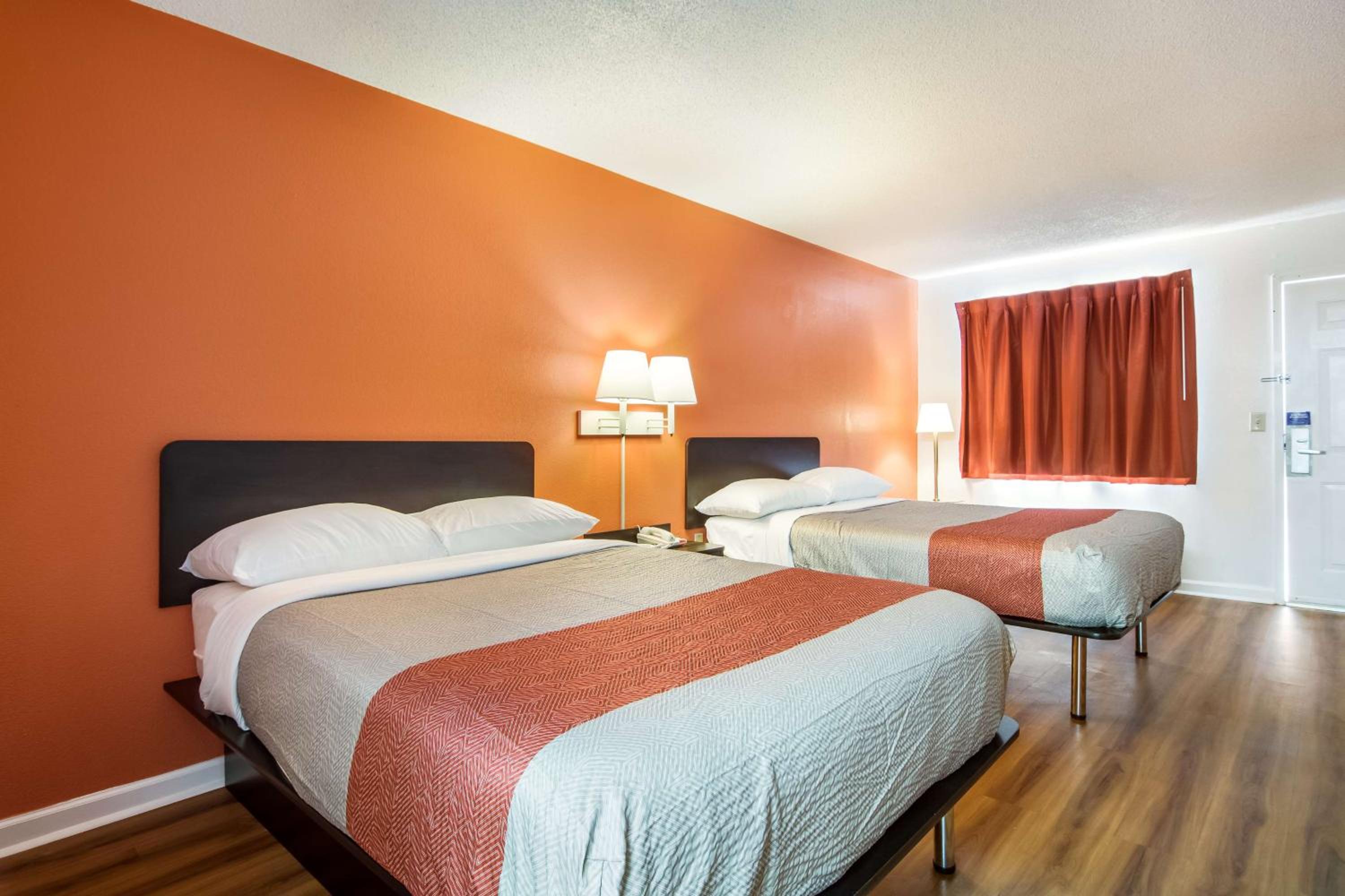 Deluxe Quadruple Room - Non-Smoking - Photo 2