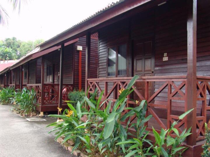 Standard Chalet
